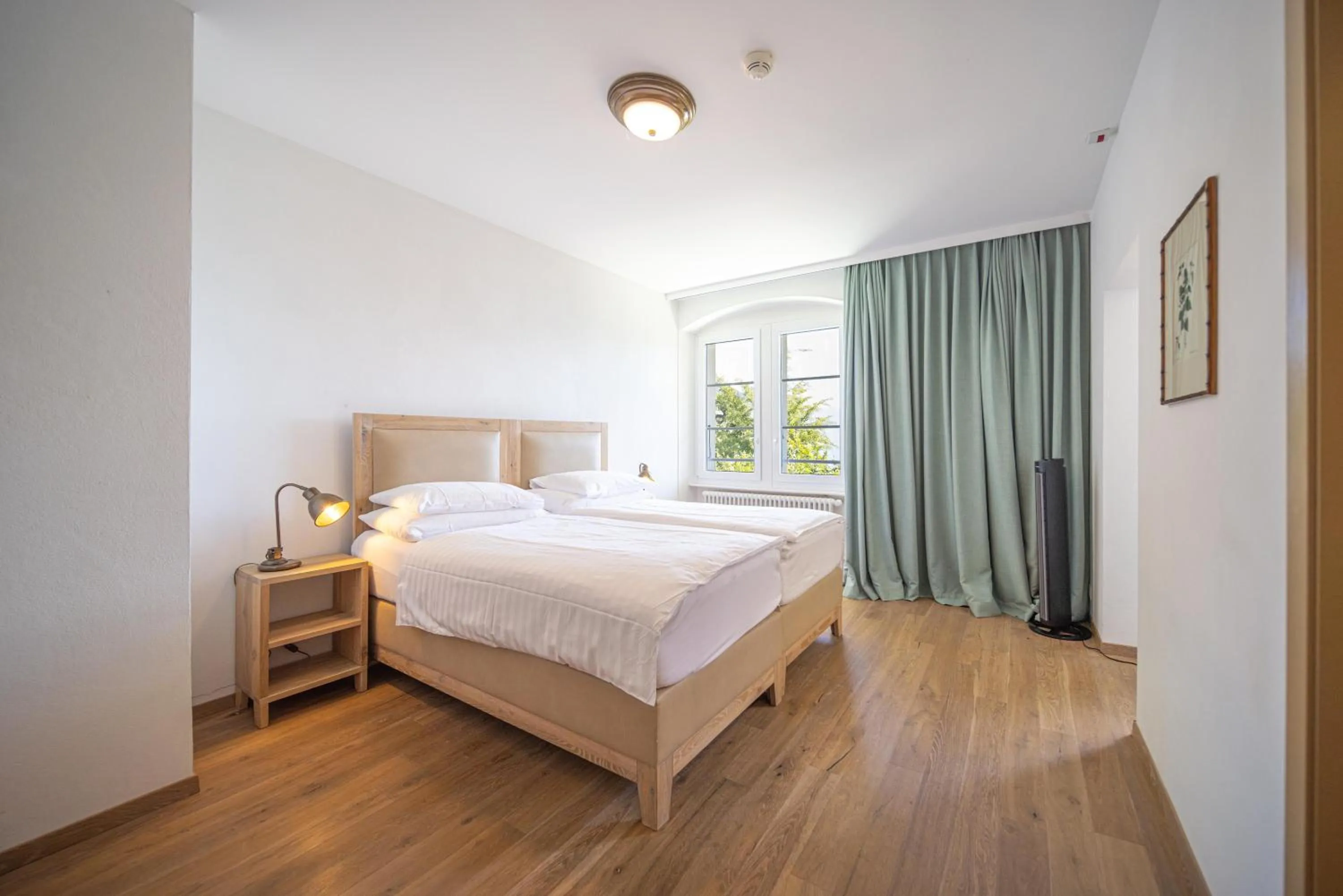 Bed in Au Major Davel