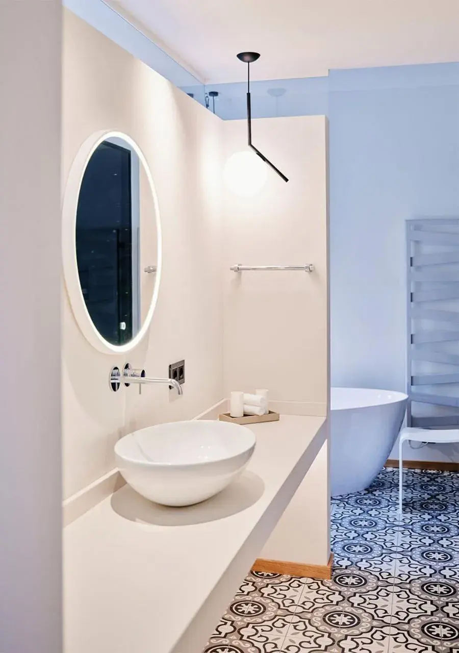 Bathroom in TAUROA Landhaus zu Appesbach Bathroom in TAUROA Landhaus zu Appesbach