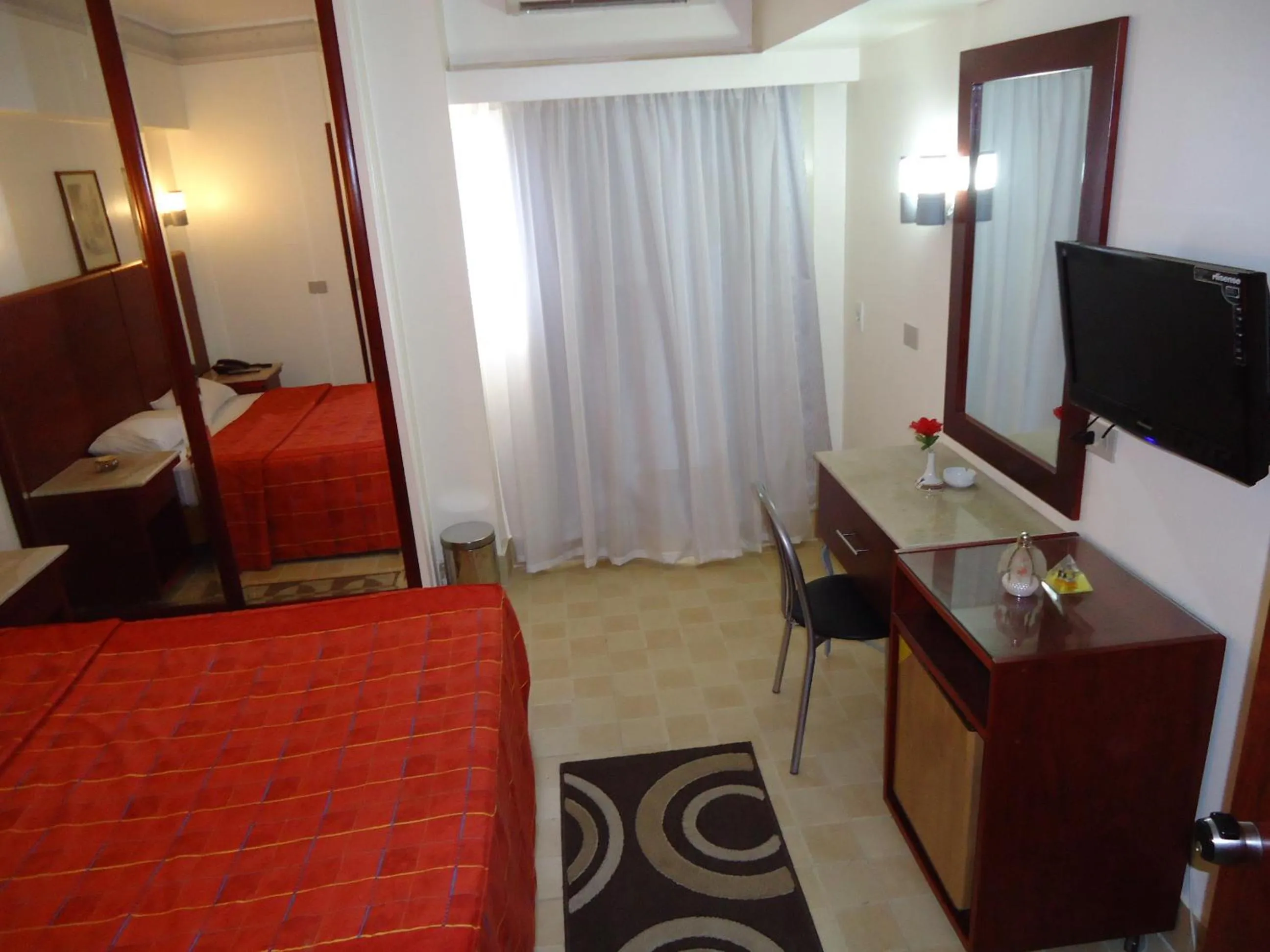 Bed in Pharaohs Hotel