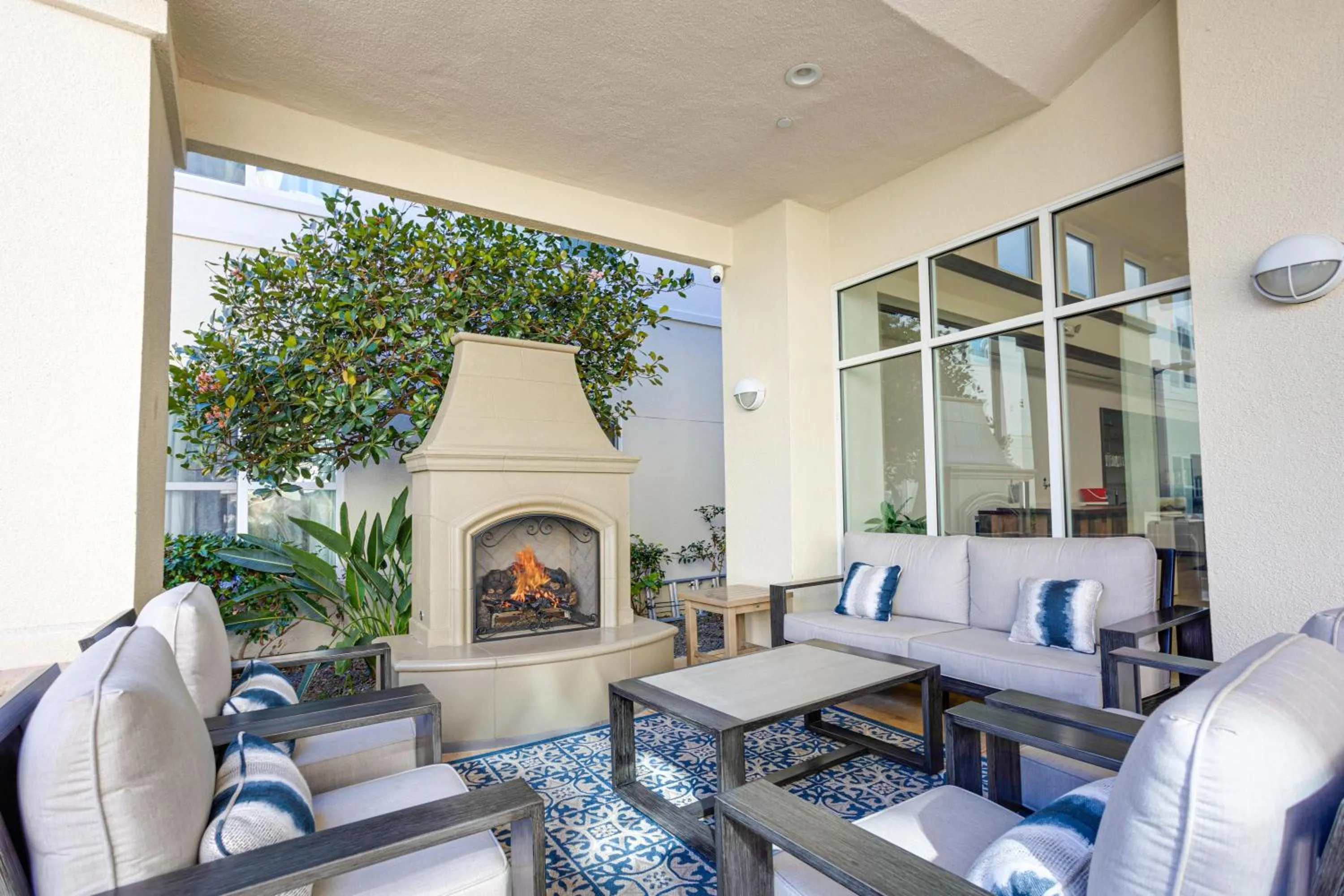 Patio in Homewood Suites by Hilton Carlsbad-North San Diego County