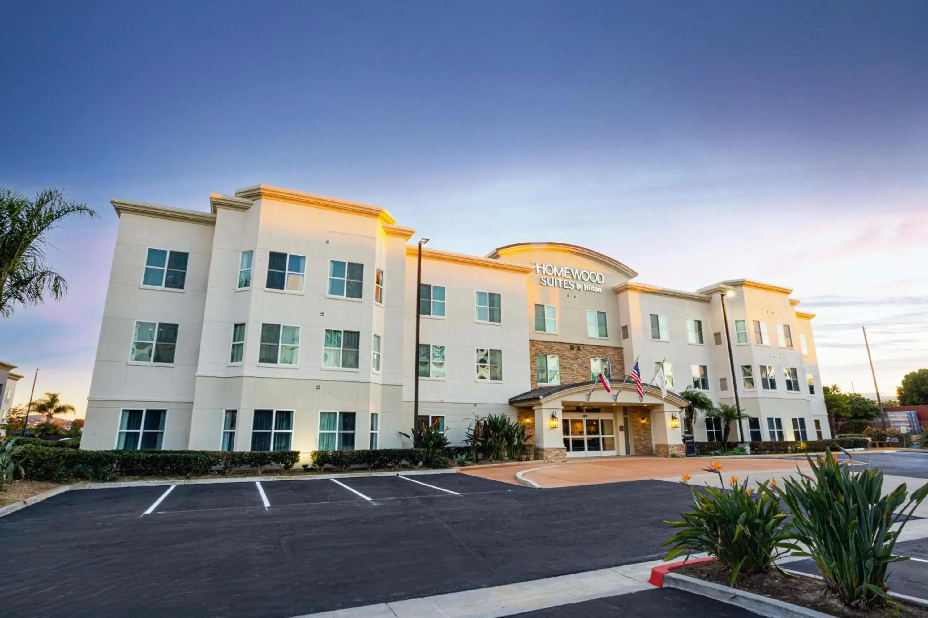 Property building in Homewood Suites by Hilton Carlsbad-North San Diego County Property building in Homewood Suites by Hilton Carlsbad-North San Diego County