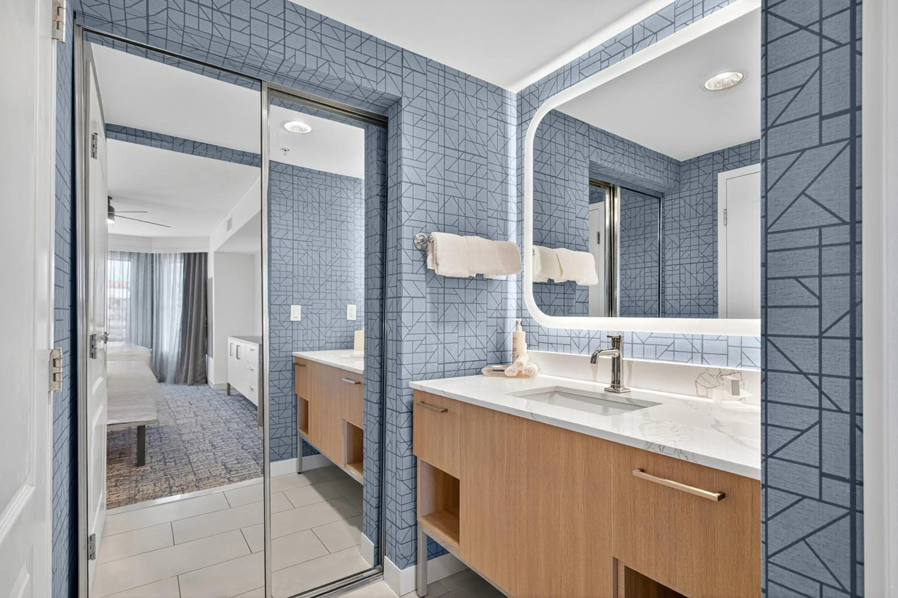 Bathroom in Homewood Suites by Hilton Carlsbad-North San Diego County