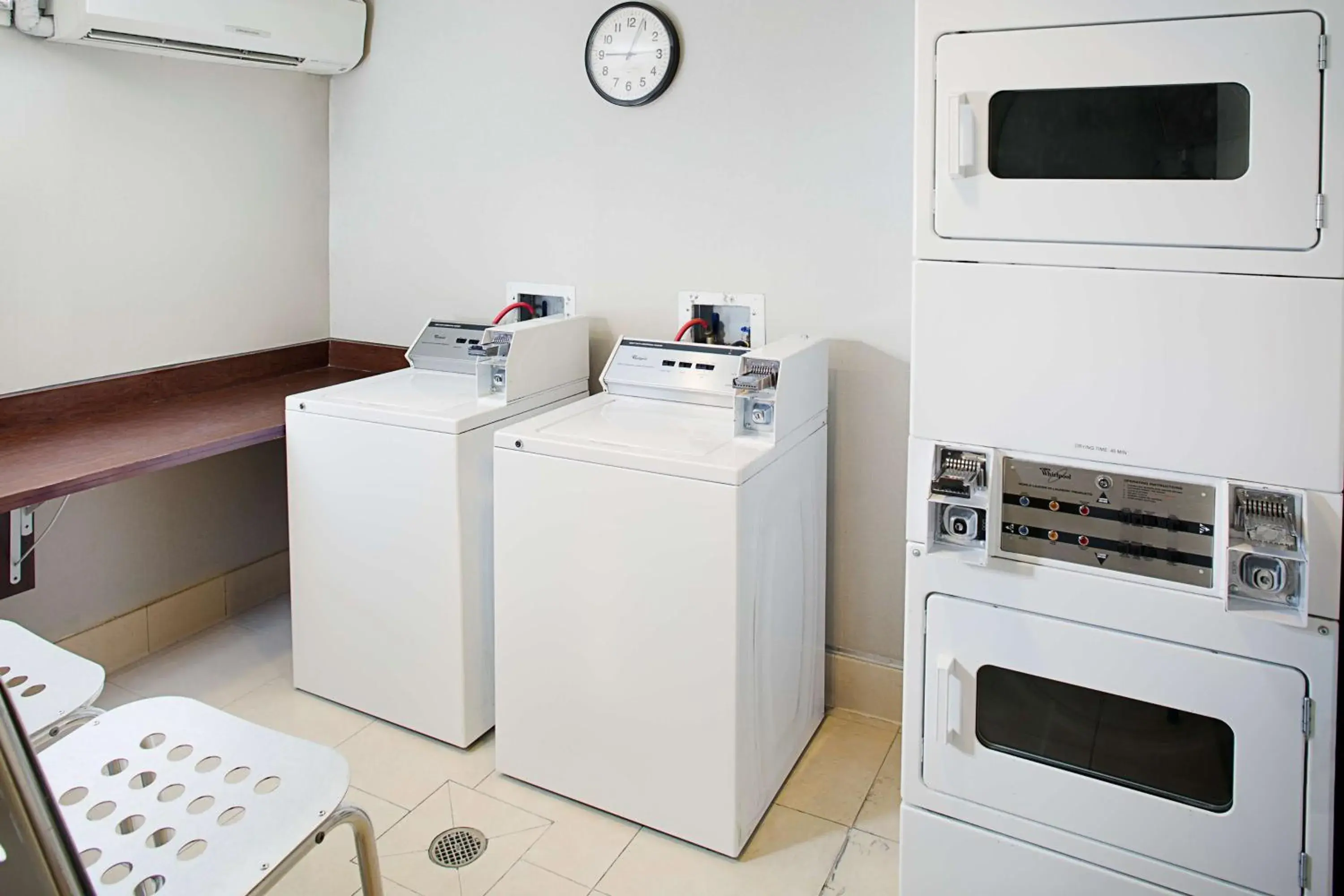 Property building in Homewood Suites by Hilton Carlsbad-North San Diego County Property building in Homewood Suites by Hilton Carlsbad-North San Diego County