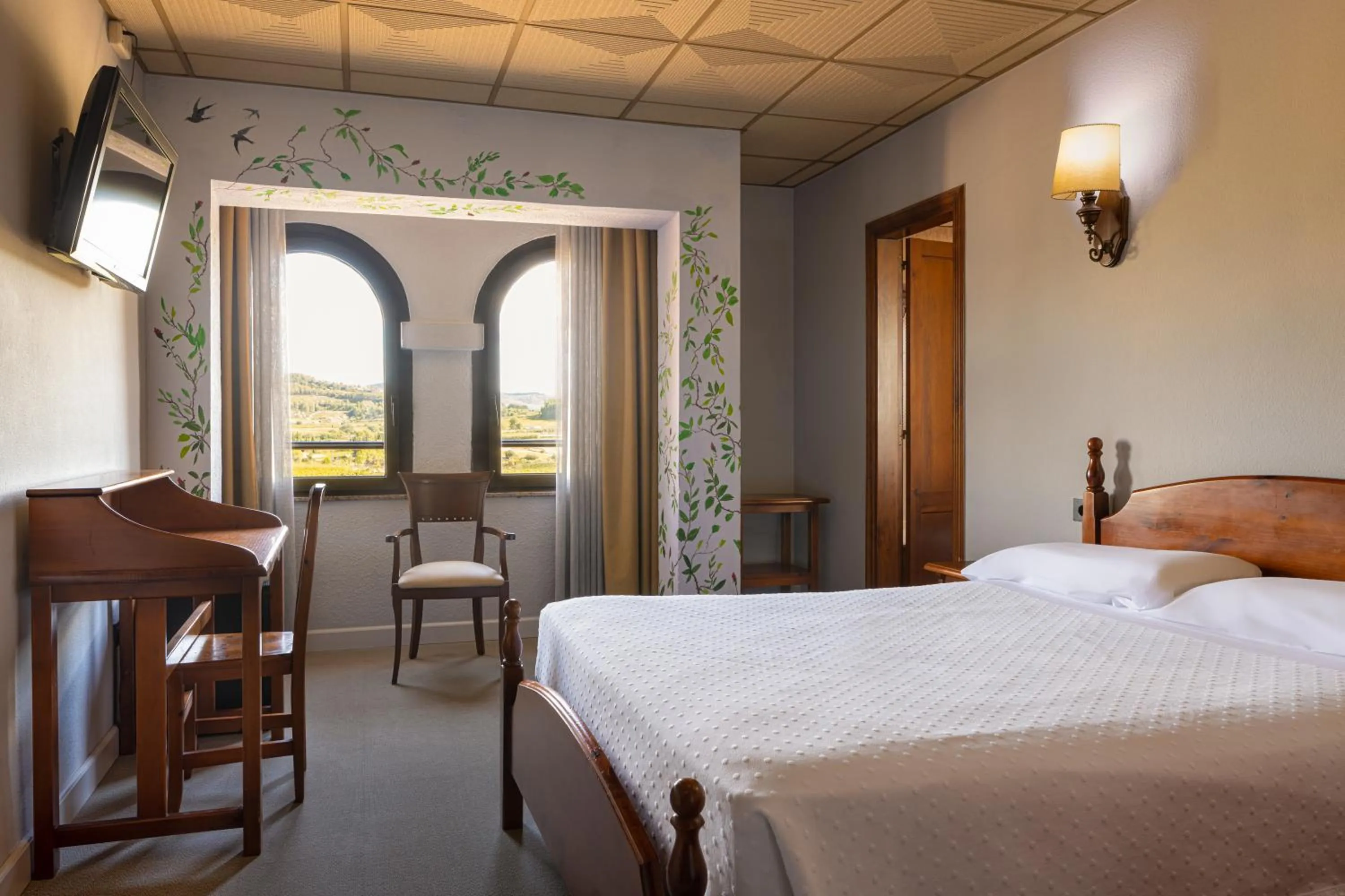 Bed in Hotel Restaurant Sol i Vi