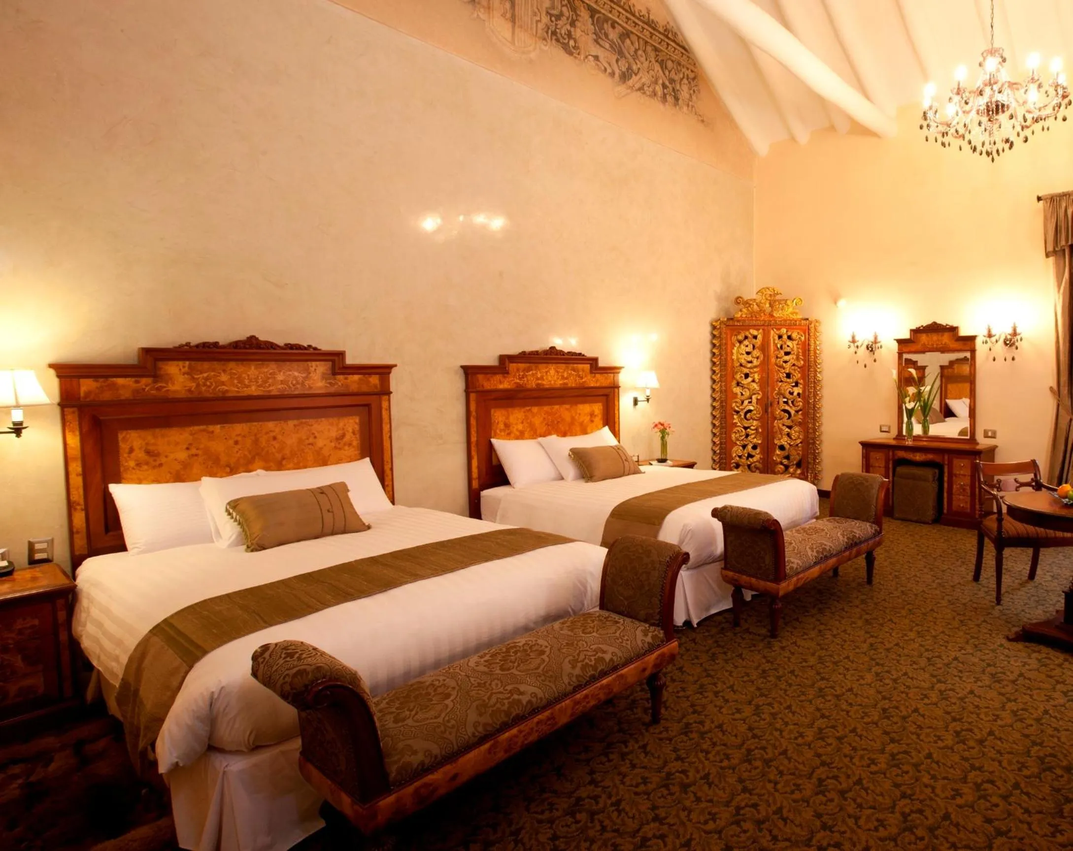 Bed in Aranwa Cusco Boutique Hotel
