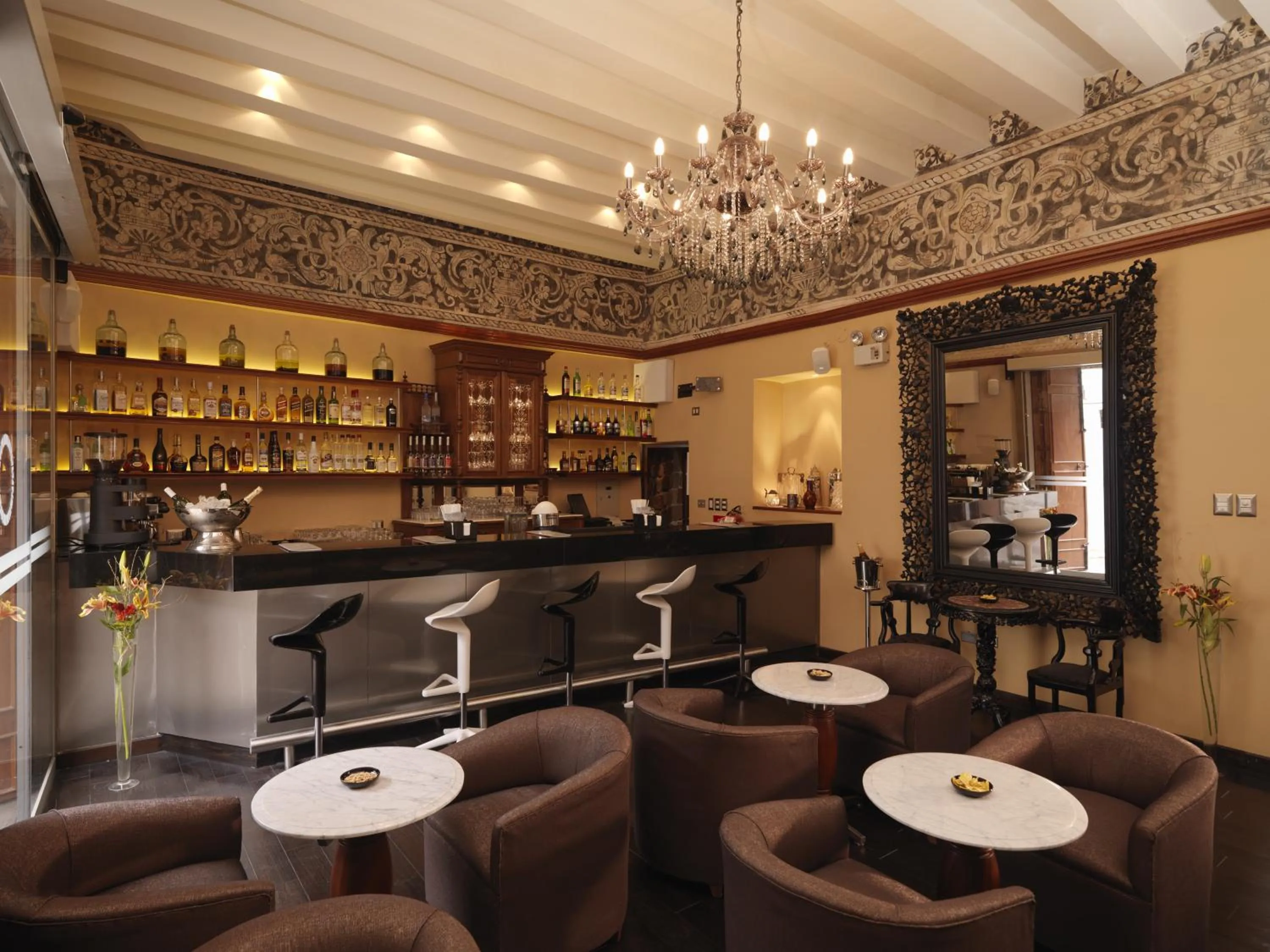 Lounge or bar in Aranwa Cusco Boutique Hotel