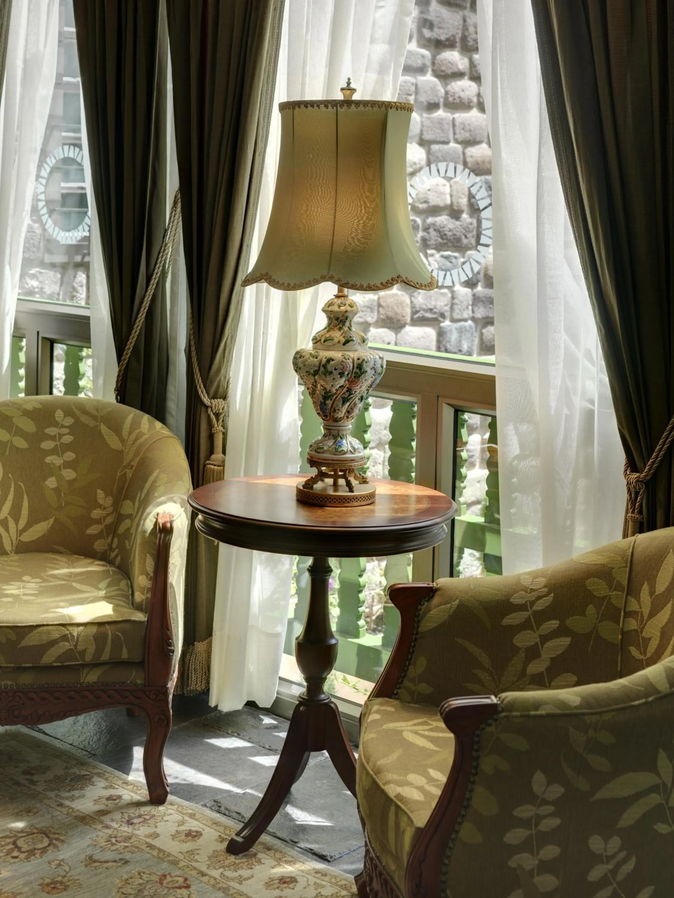 Living room in Aranwa Cusco Boutique Hotel