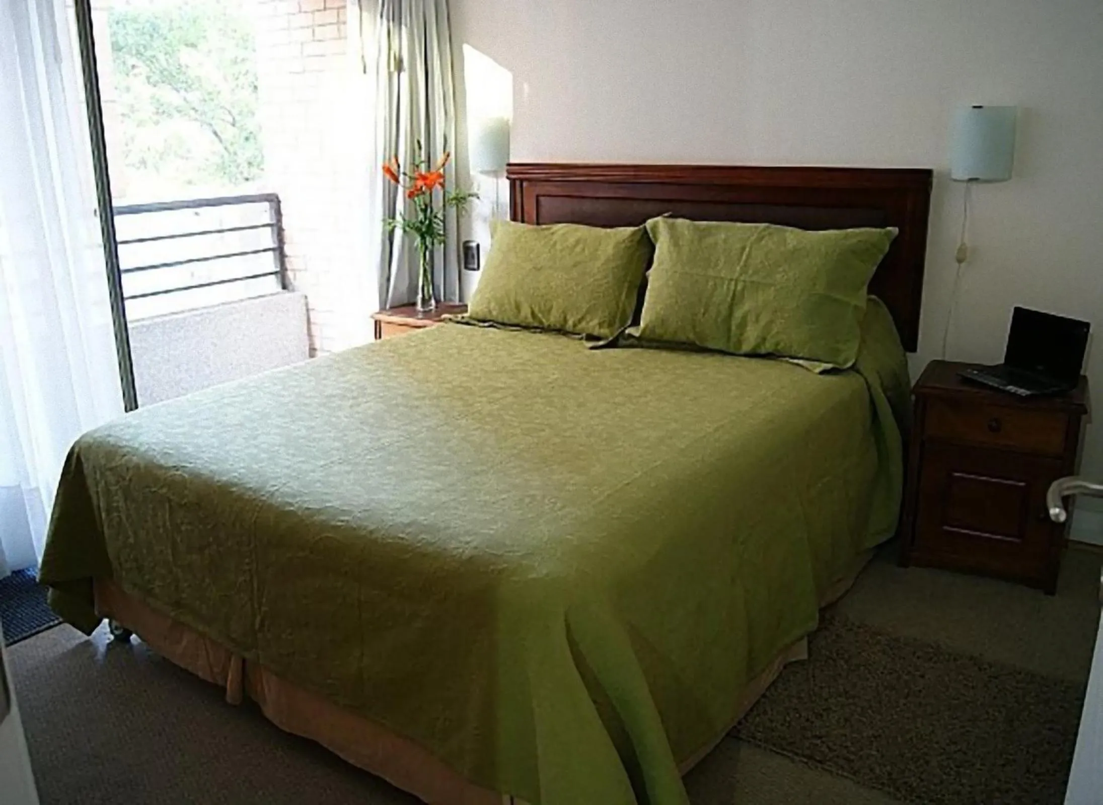 Lobato Apartments