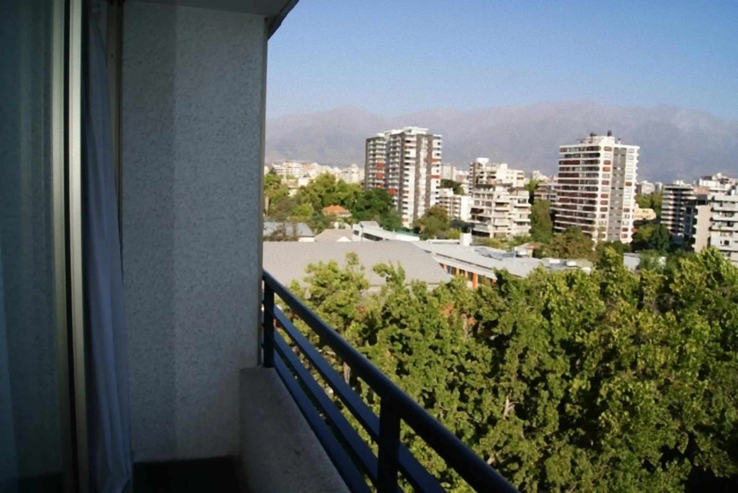 Lobato Apartments