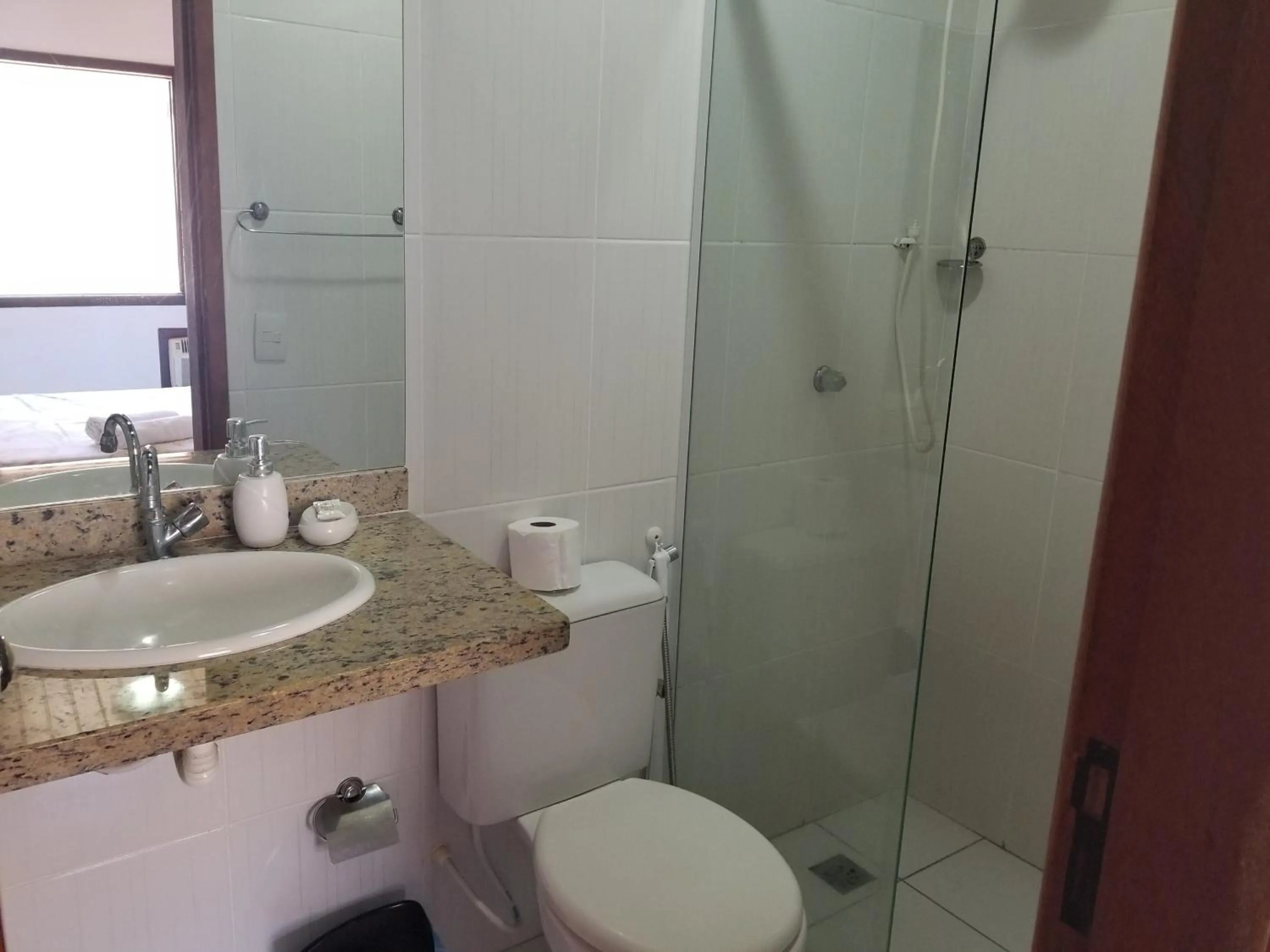 Shower in Flat - Geribá Apart Hotel