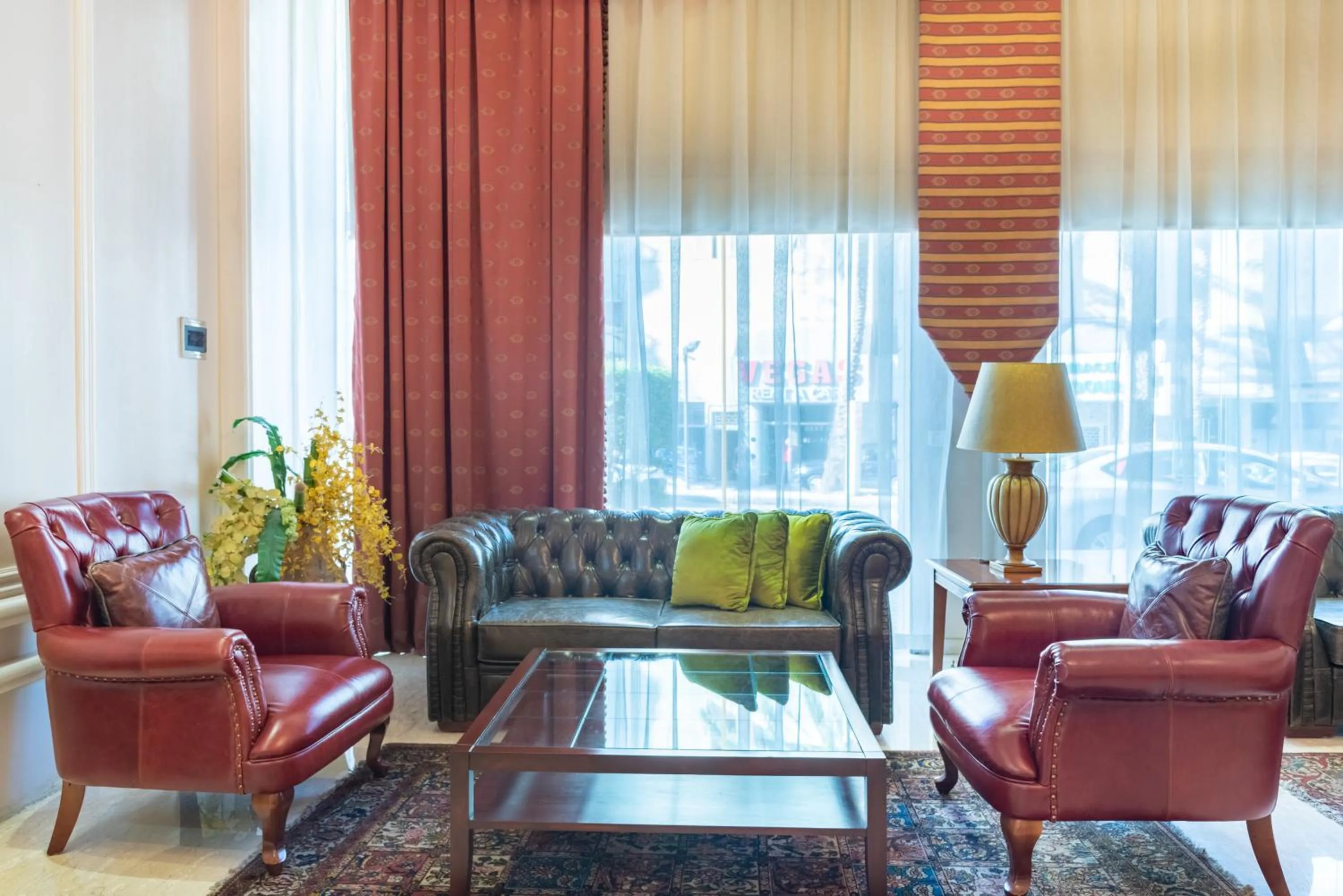 Living room in Madisson Hotel