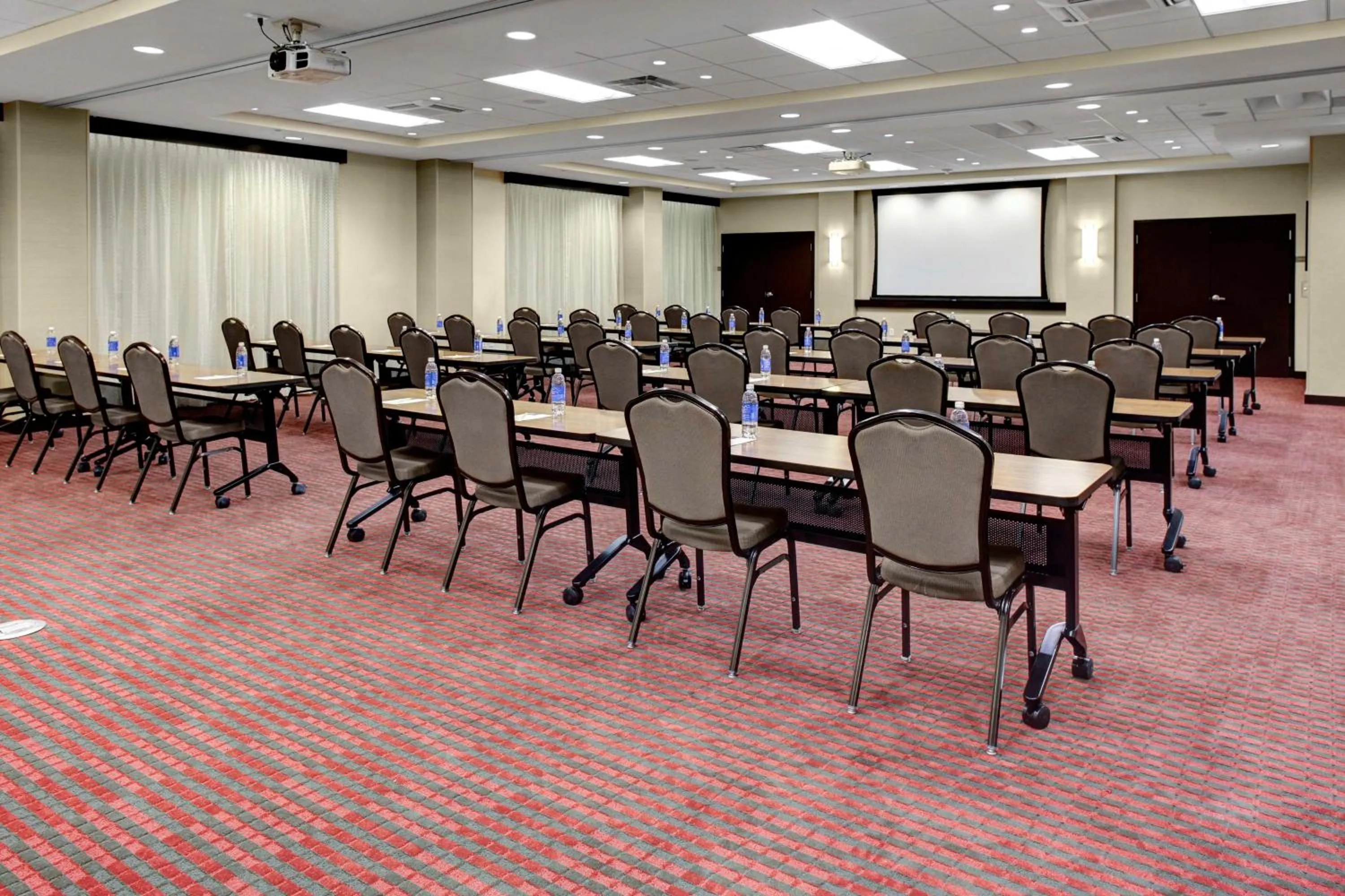 Meeting/conference room in Hyatt Place Richmond Airport