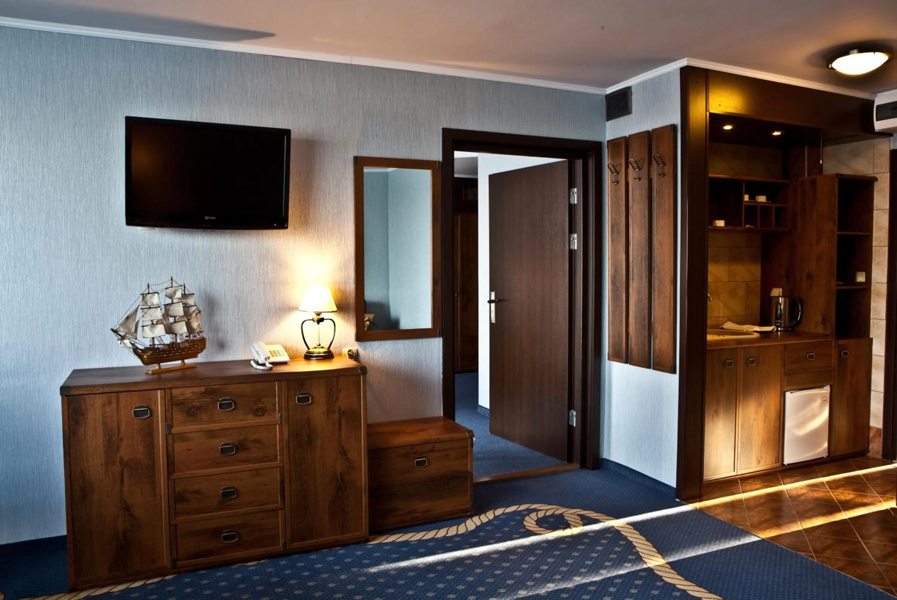 Decorative detail in Shuma