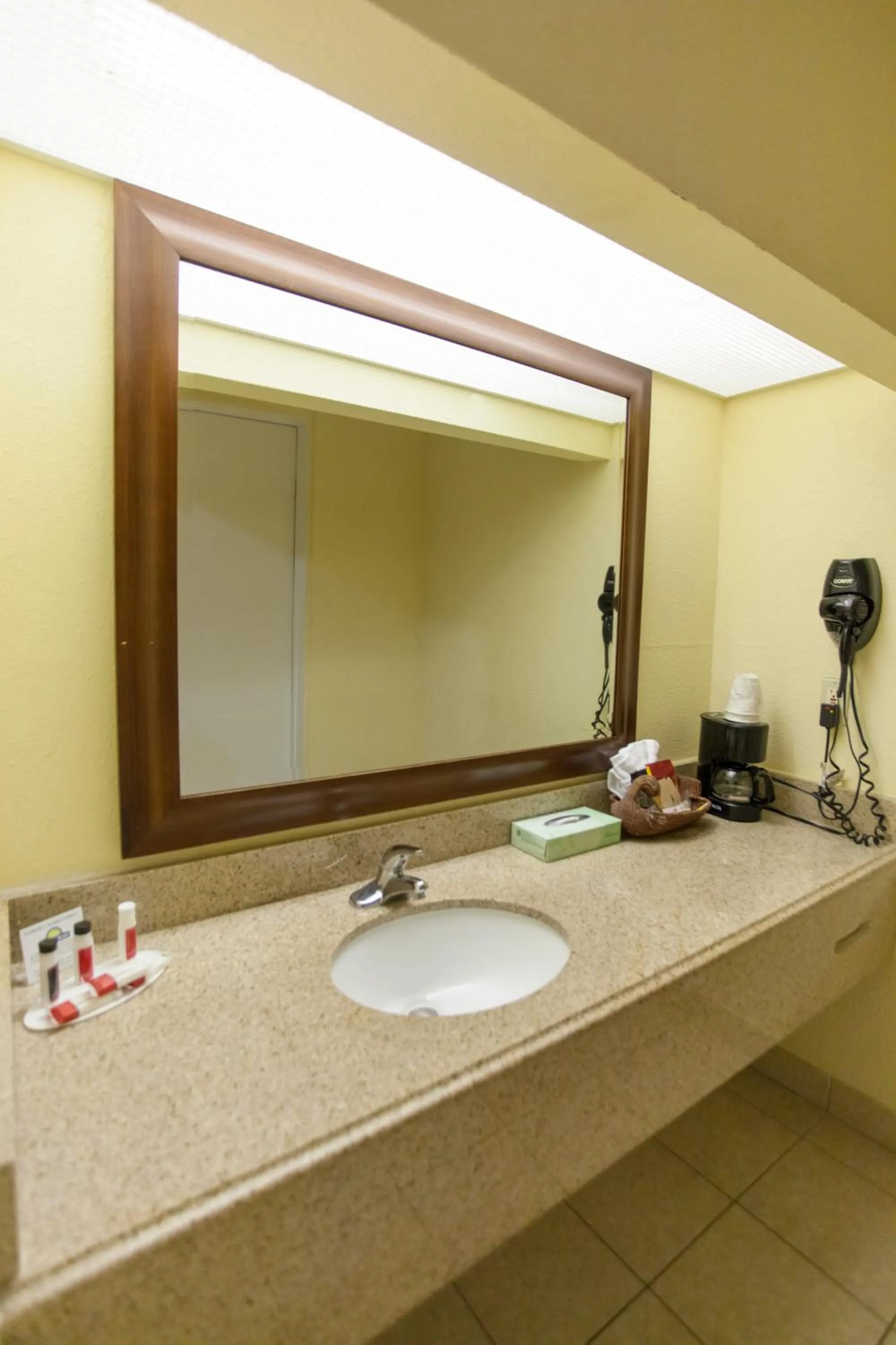 Bathroom in Days Inn by Wyndham Shenandoah