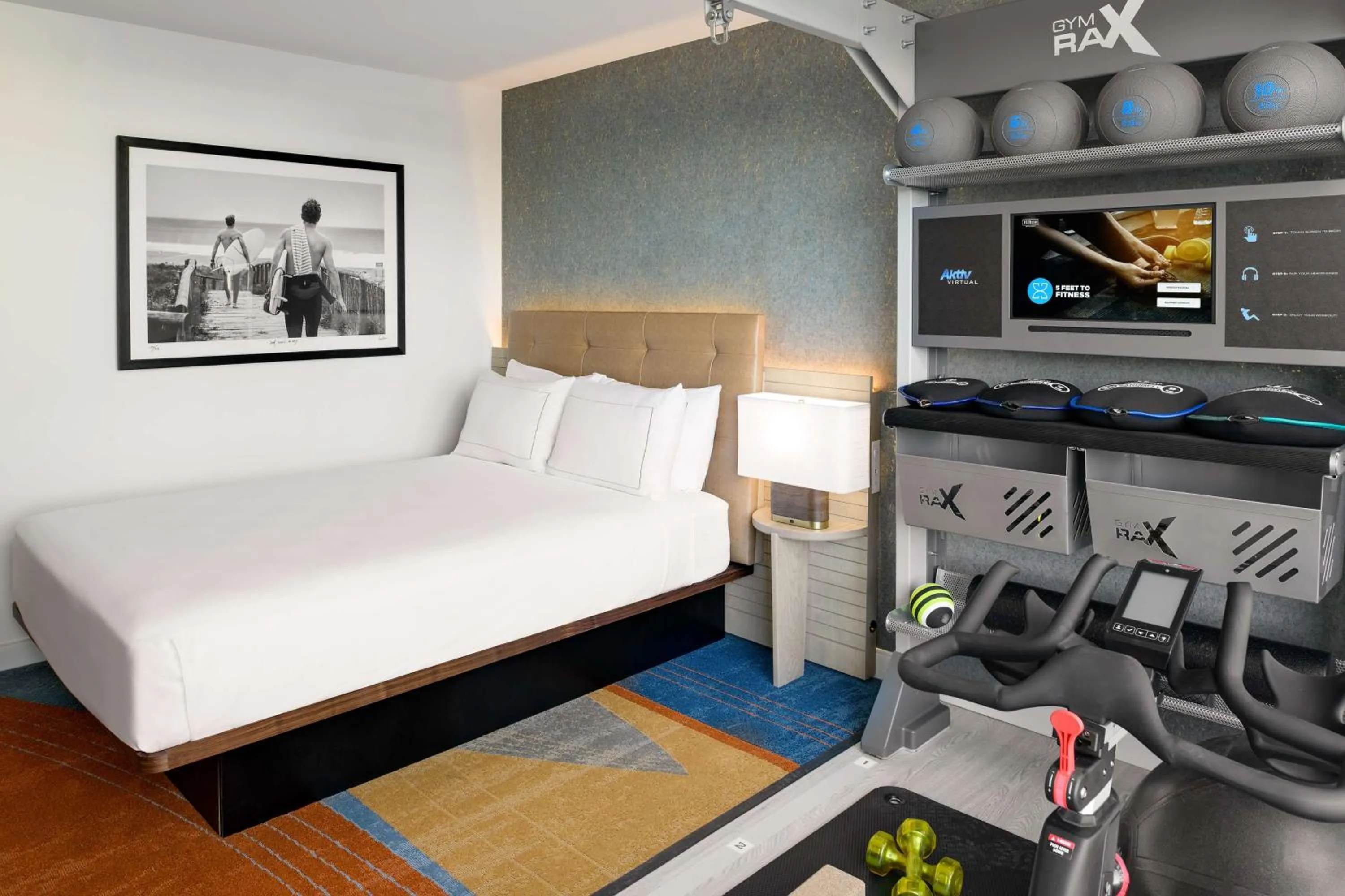 Bed in Hilton Los Angeles-Culver City, CA