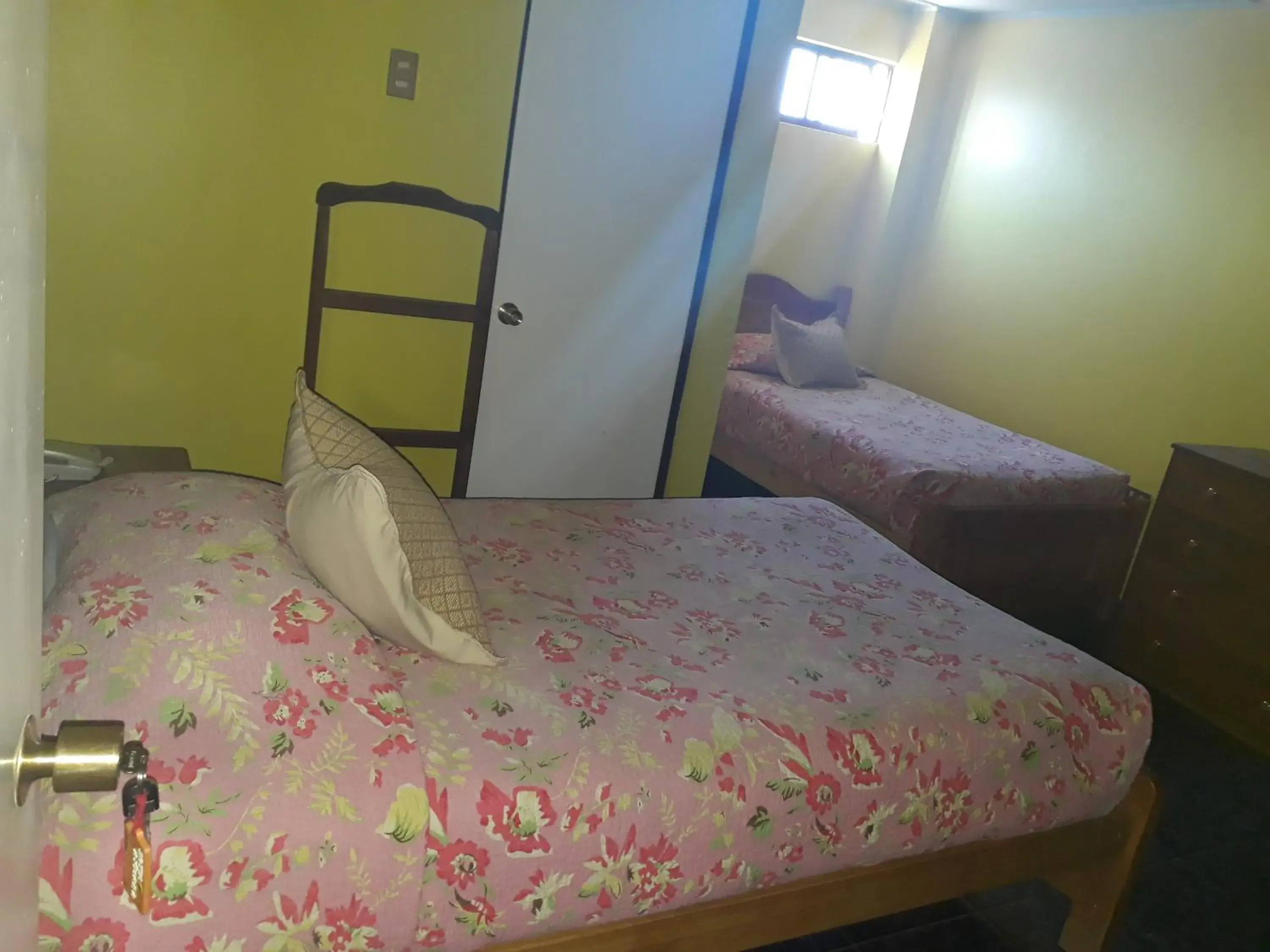 Twin Room with Private Bathroom in Hotel Aymara Twin Room with Private Bathroom in Hotel Aymara