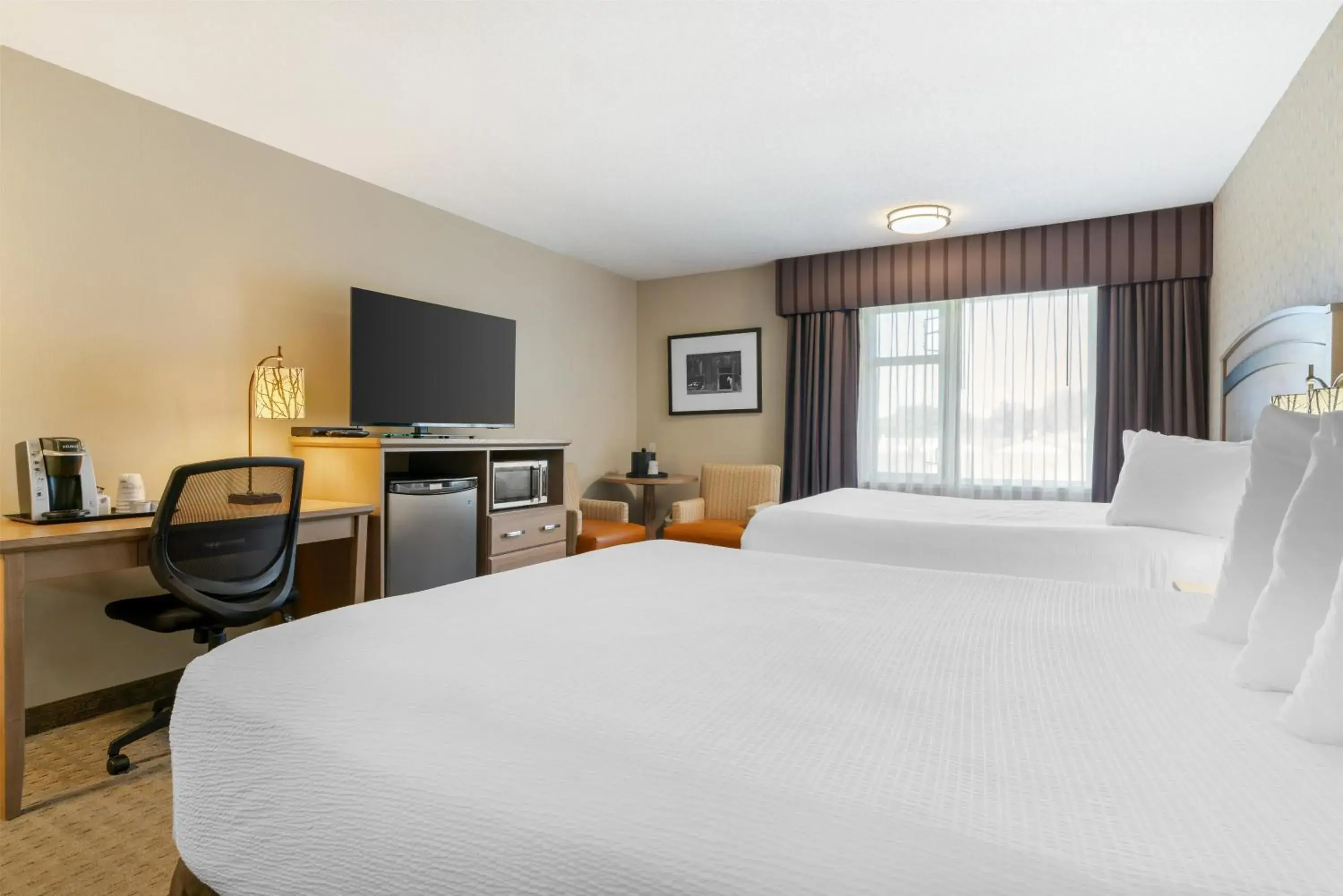 Bedroom, Bed in Best Western Plus Country Meadows Inn Bedroom, Bed in Best Western Plus Country Meadows Inn