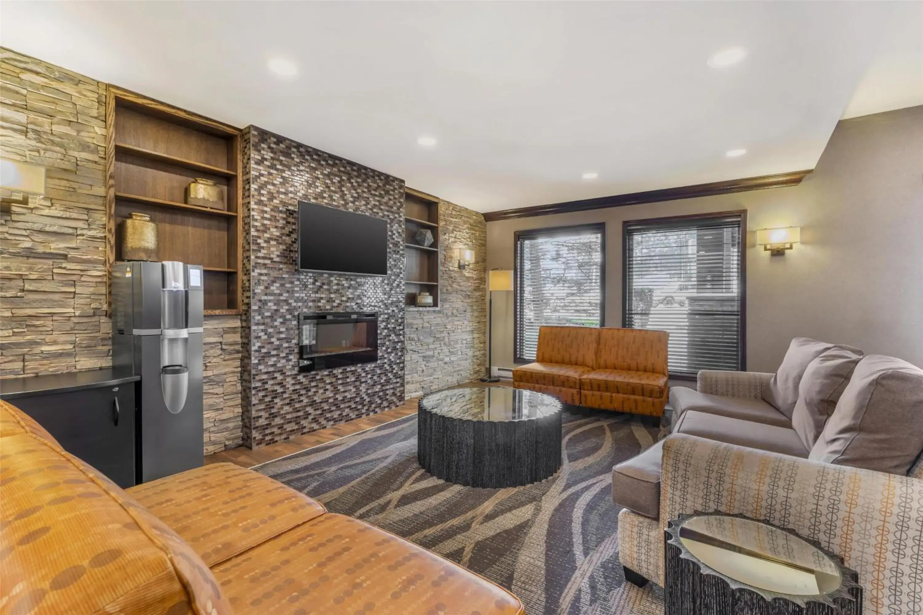 Lobby or reception in Best Western Plus Country Meadows Inn Lobby or reception in Best Western Plus Country Meadows Inn