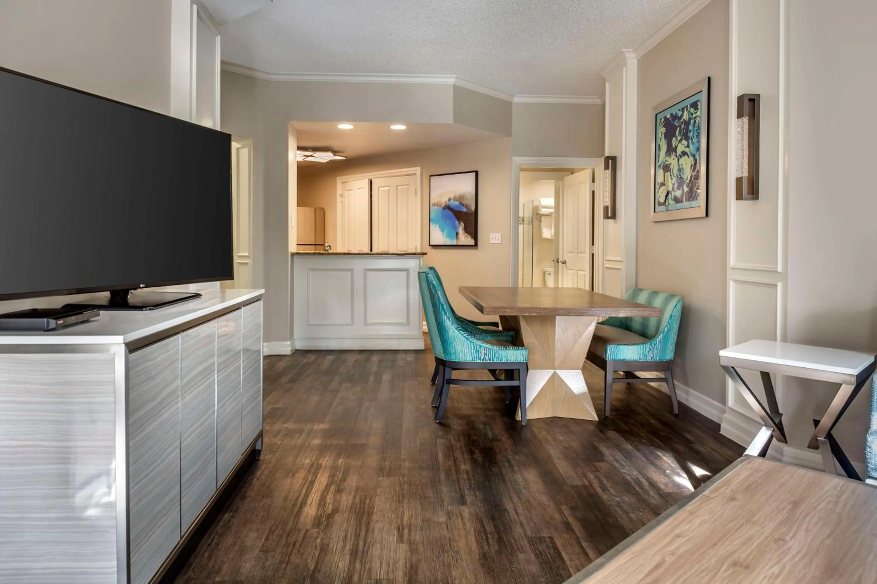 Photo of the whole room in Hilton Grand Vacations Club SeaWorld Orlando