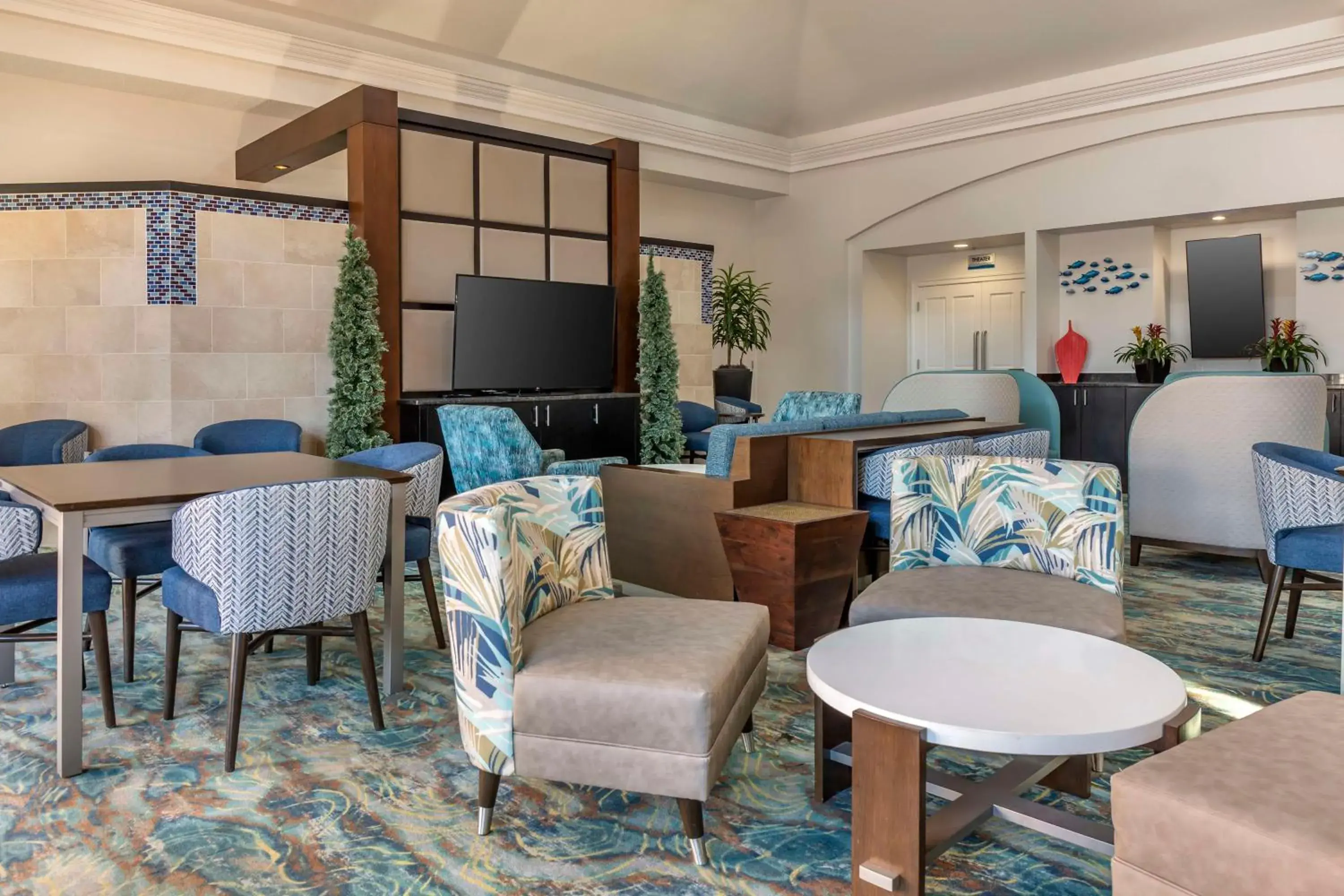 Property building in Hilton Grand Vacations Club SeaWorld Orlando Property building in Hilton Grand Vacations Club SeaWorld Orlando