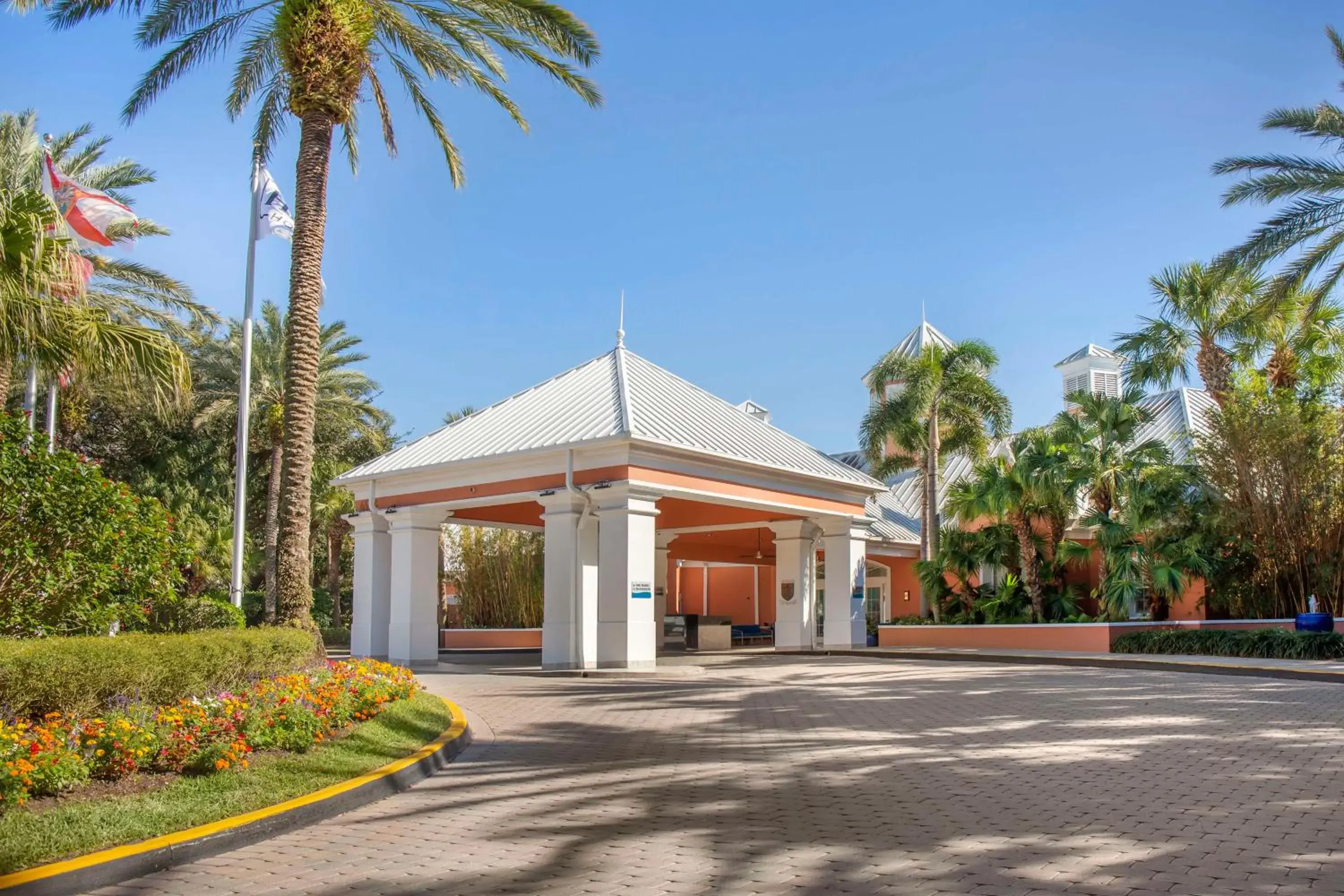 Property building in Hilton Grand Vacations Club SeaWorld Orlando Property building in Hilton Grand Vacations Club SeaWorld Orlando