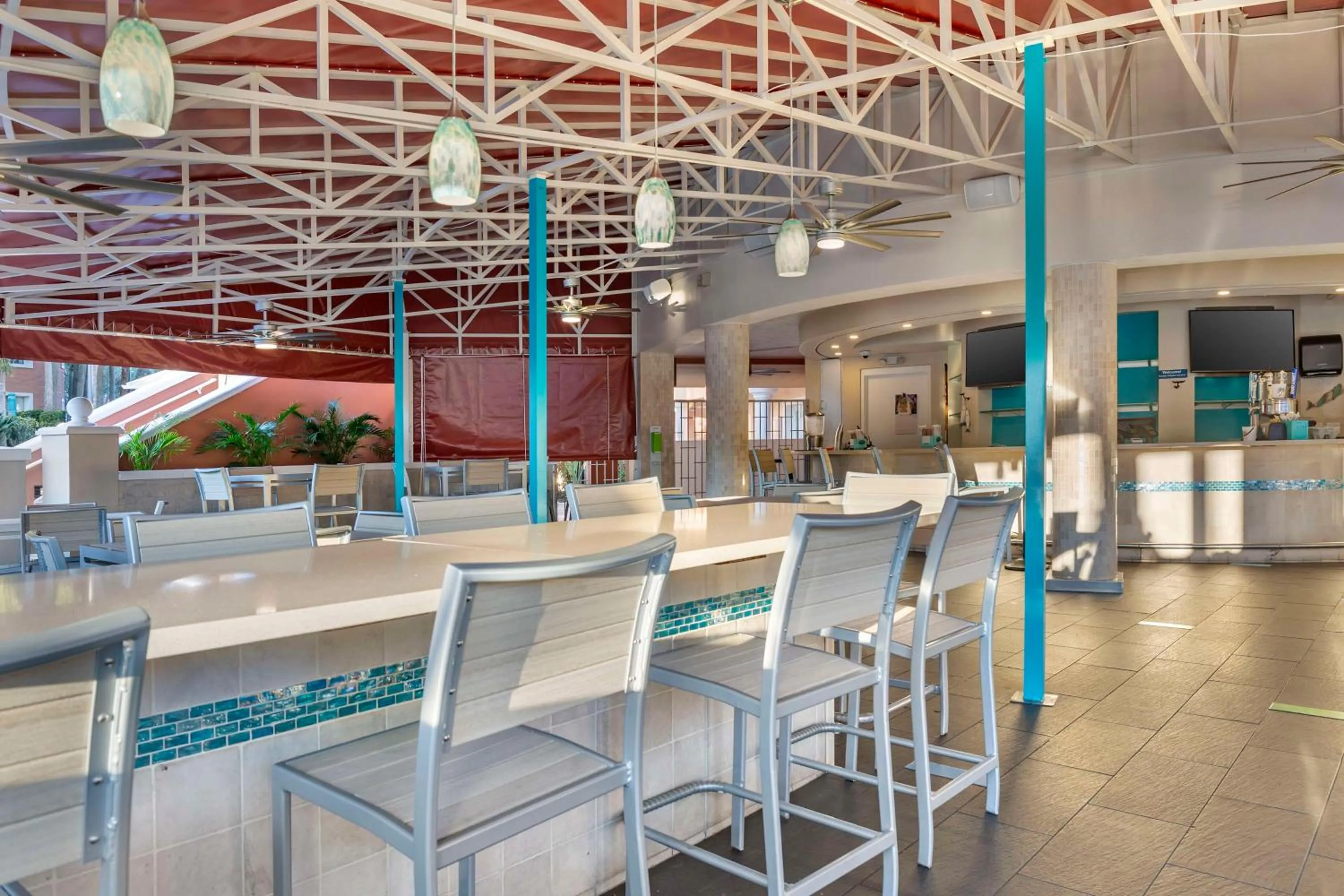 Lounge or bar in Hilton Grand Vacations Club SeaWorld Orlando