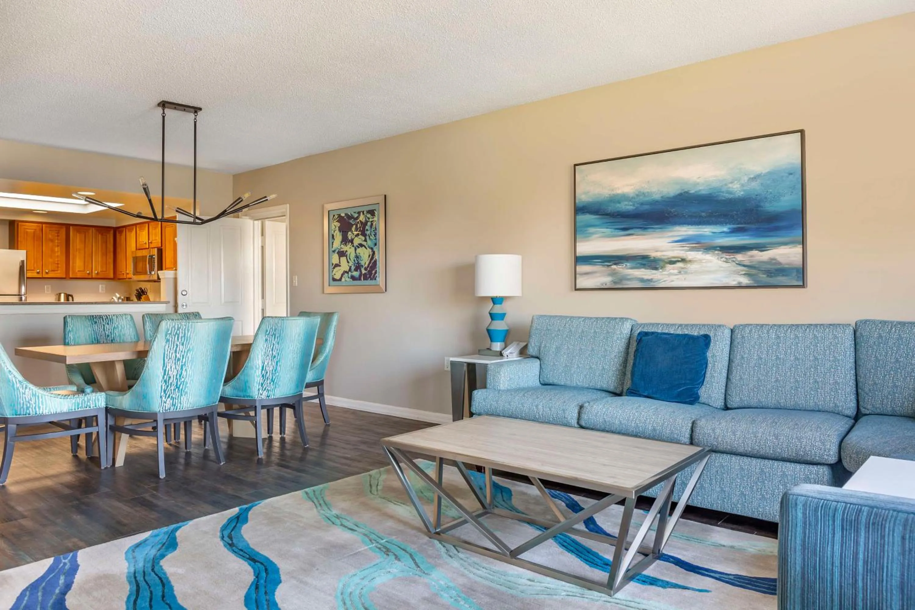 Living room in Hilton Grand Vacations Club SeaWorld Orlando