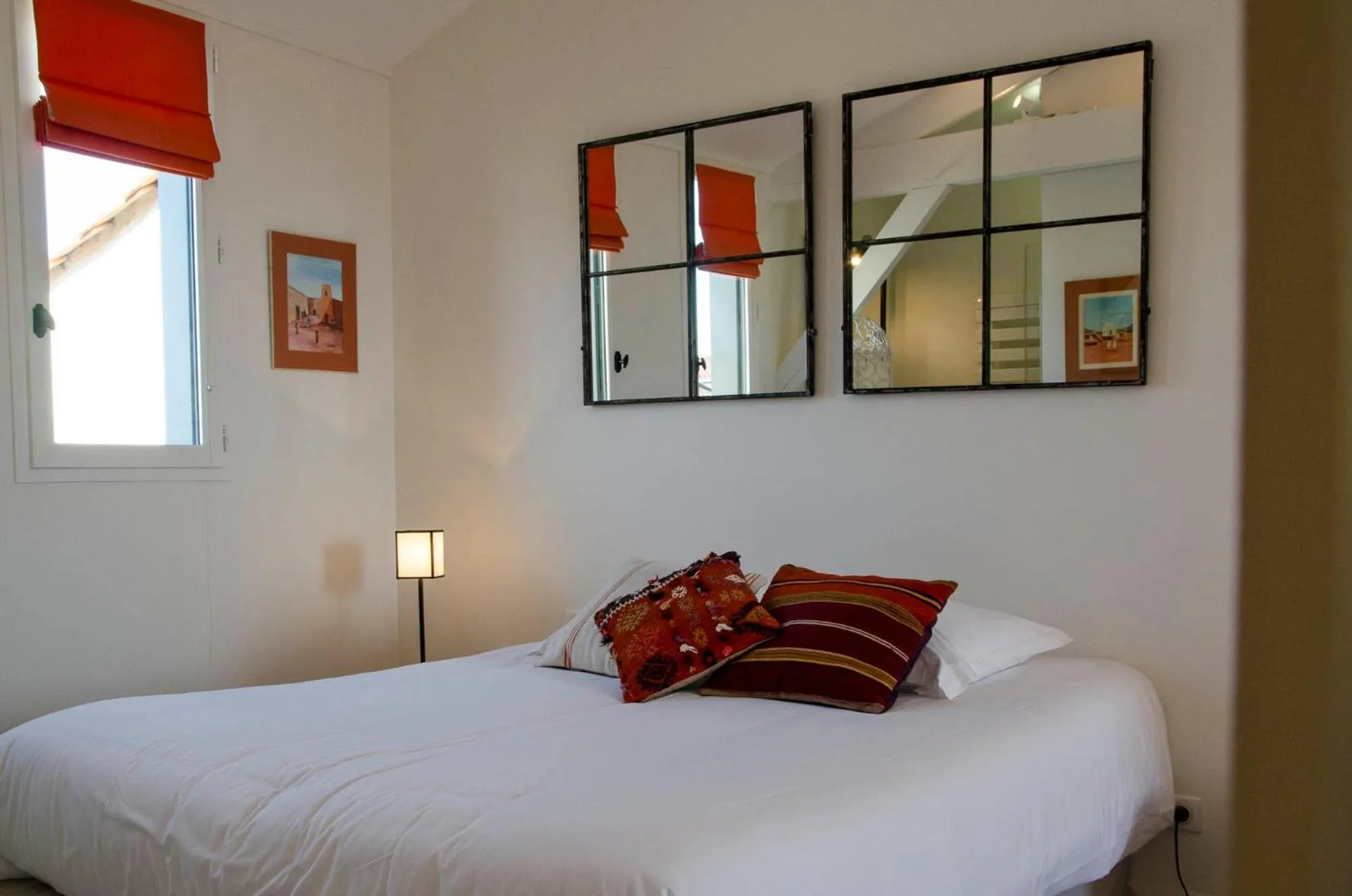 Bed in La Ferrade Chambres d'Hôtes B&B