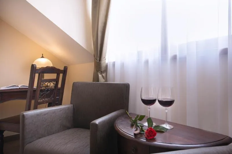 Seating area in Hotel Carmen