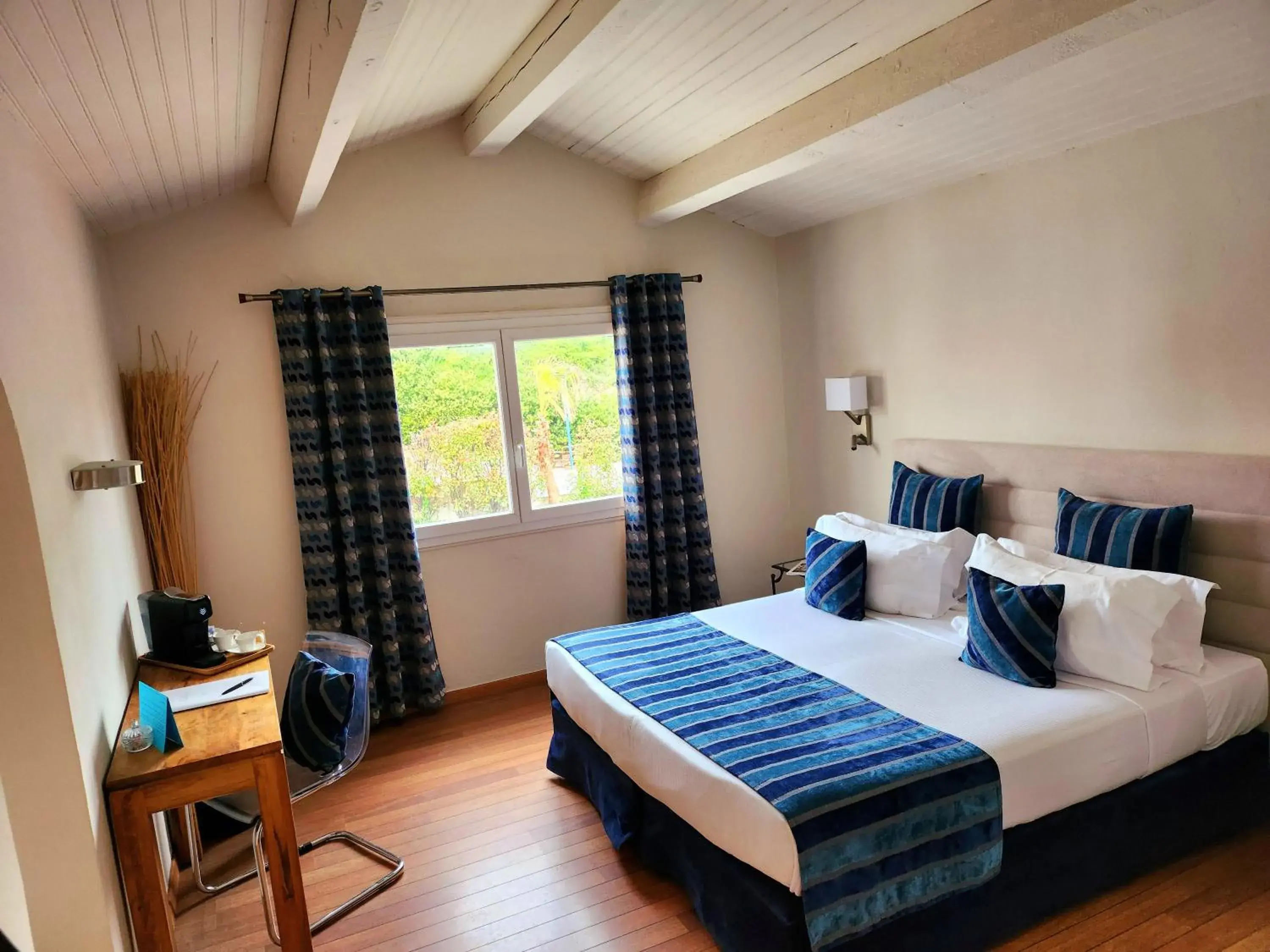 Privilege Room with Hill View in La Belle Aurore Privilege Room with Hill View in La Belle Aurore