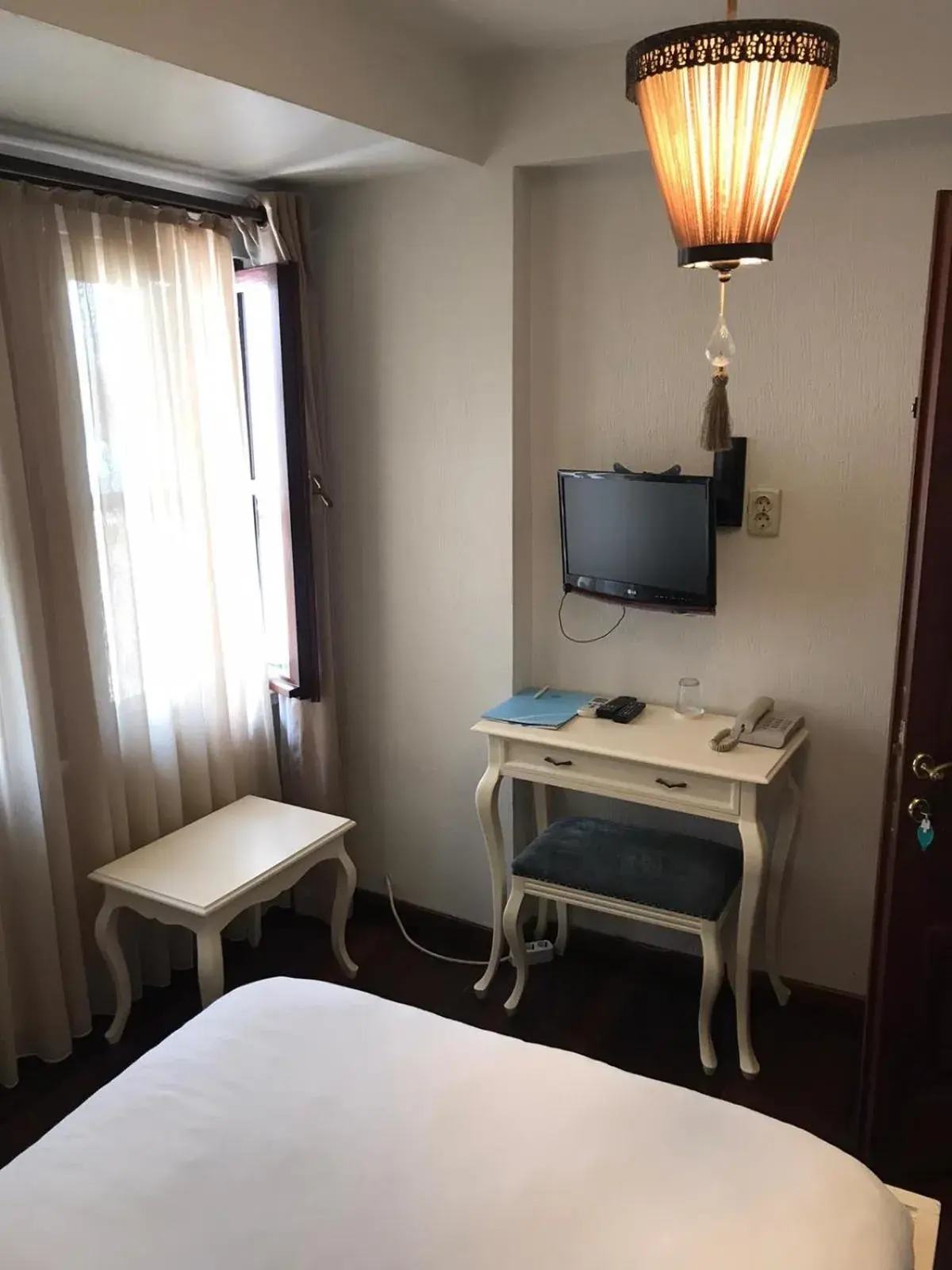 Bed in Ferahi Evler Ayvalık Bed in Ferahi Evler Ayvalık