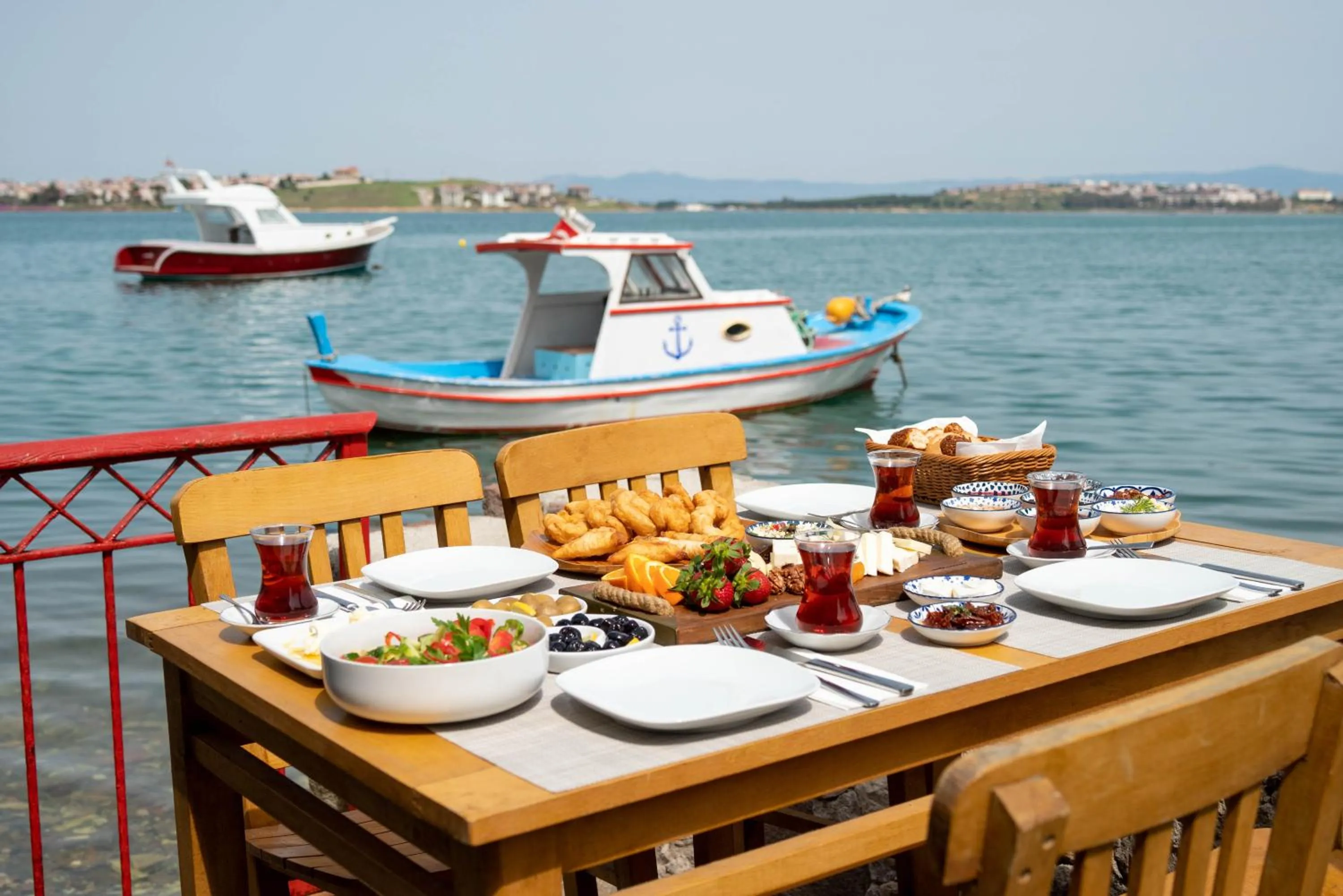 Restaurant/places to eat in Ferahi Evler Ayvalık