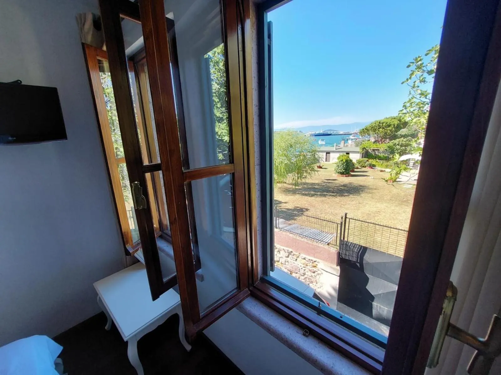 Ferahi Evler Ayvalık