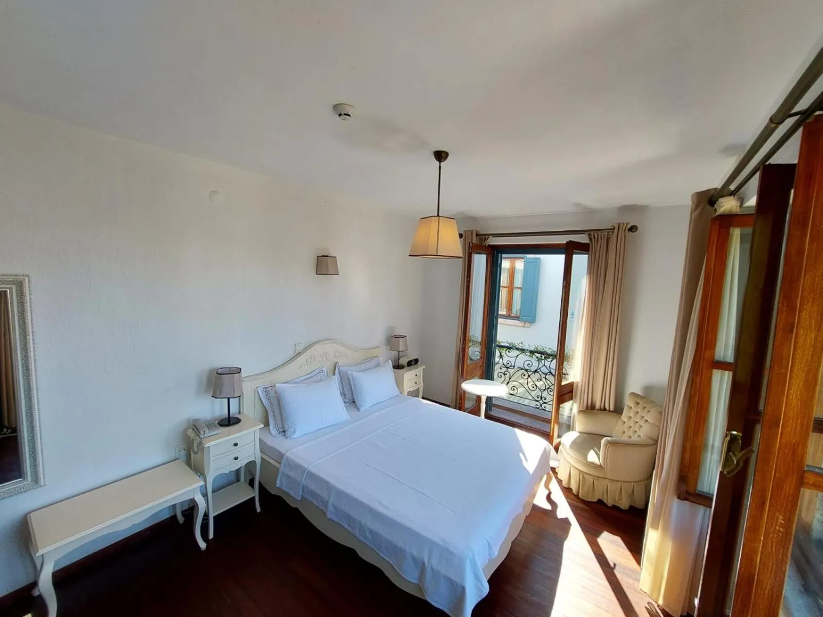 Massage, Bed in Ferahi Evler Ayvalık