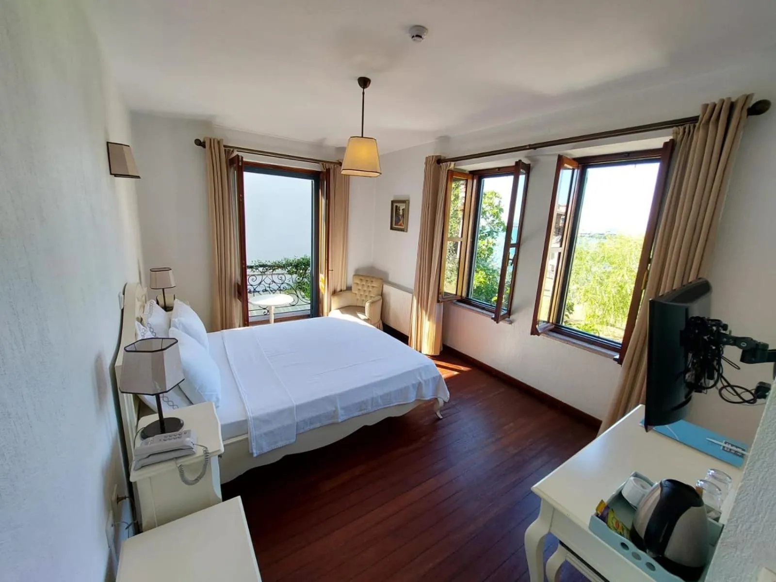 Massage, Bed in Ferahi Evler Ayvalık