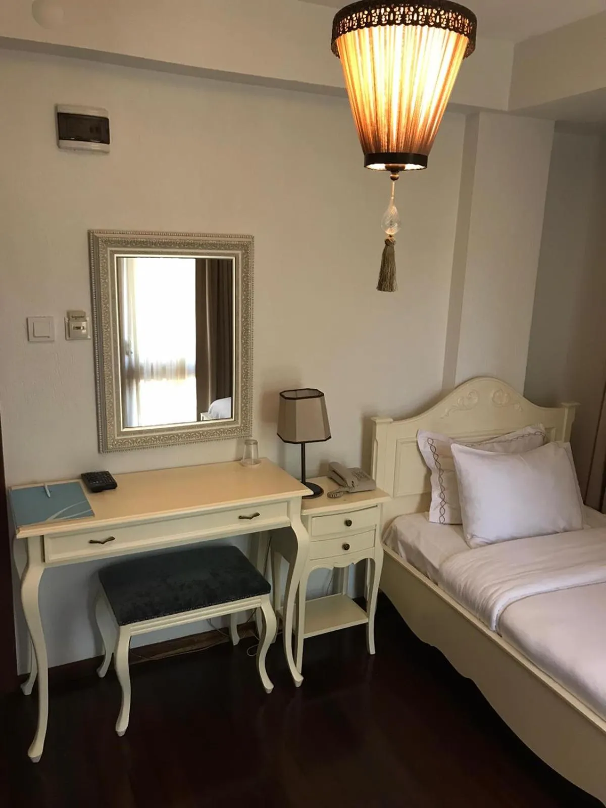 Bed in Ferahi Evler Ayvalık