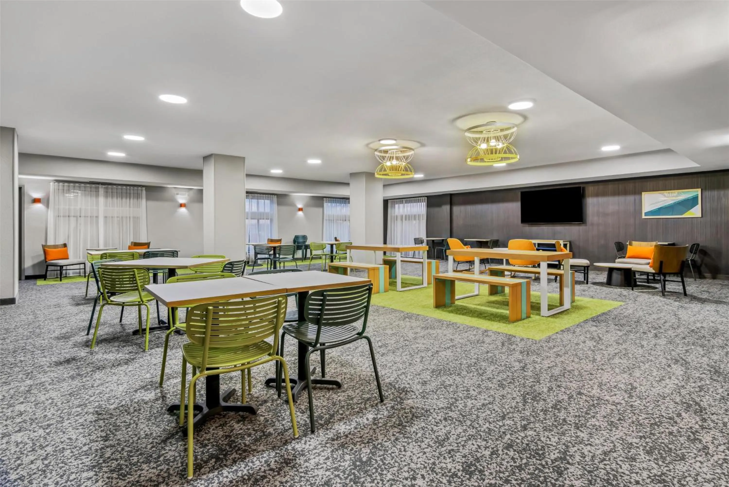 Breakfast in Spark By Hilton Merrillville