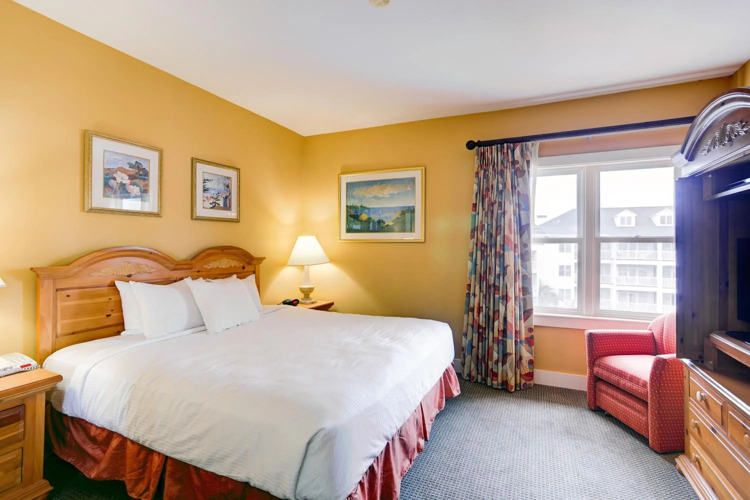 Two-Bedroom Suite in Turtle Cay Resort Two-Bedroom Suite in Turtle Cay Resort