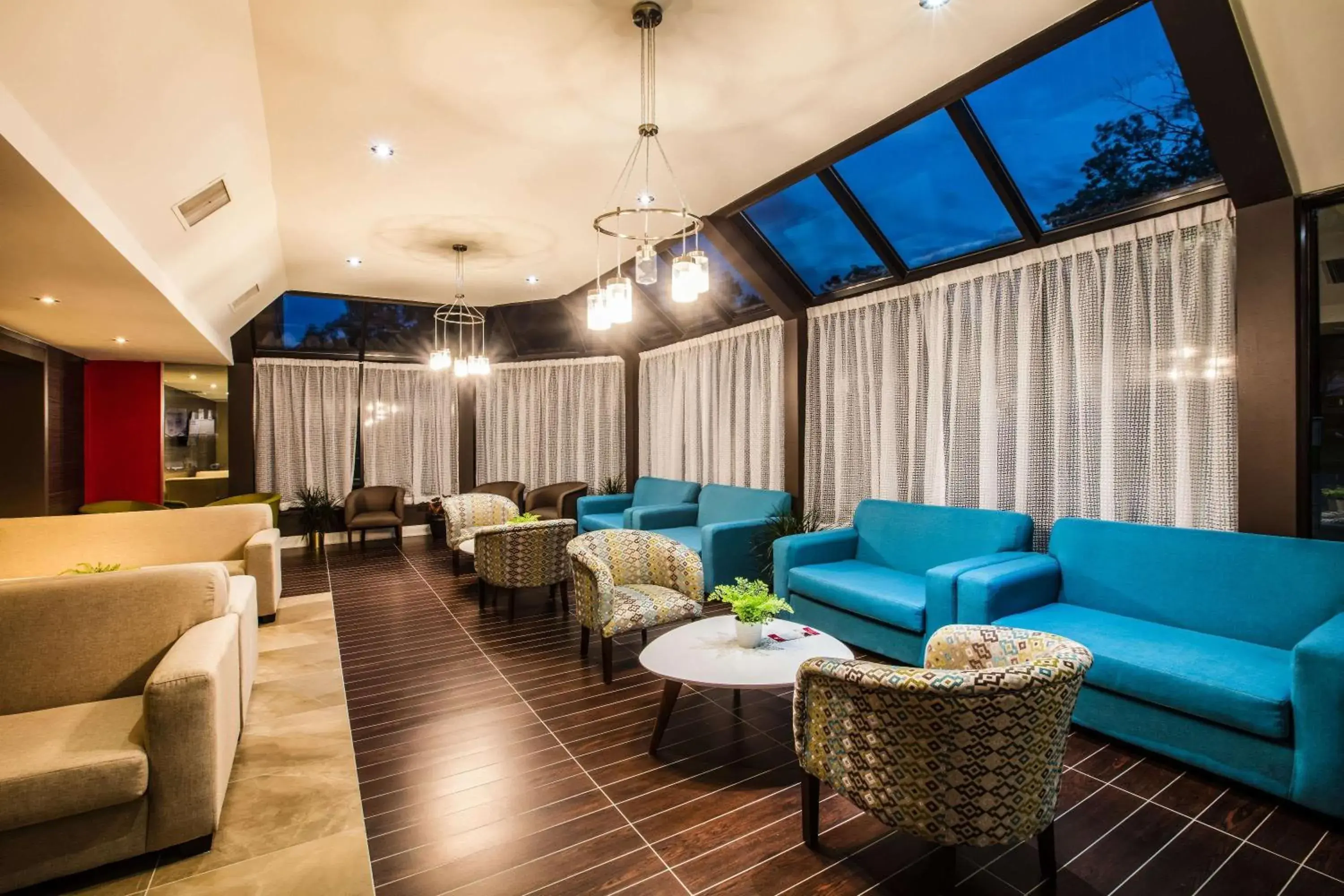 Lobby or reception in Ramada by Wyndham Jackson's Point Lobby or reception in Ramada by Wyndham Jackson's Point