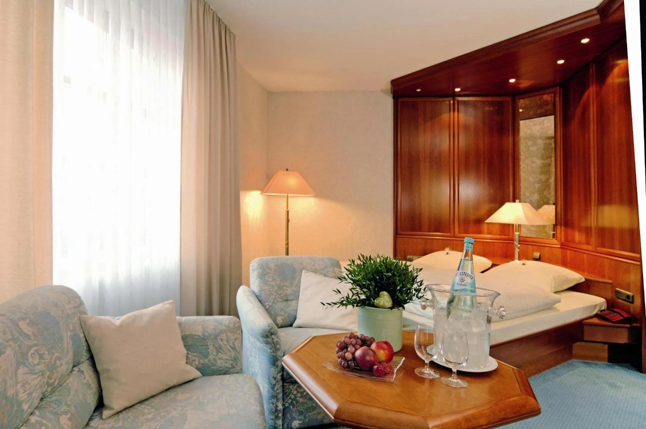 Seating area, Bed in Wittlers Hotel