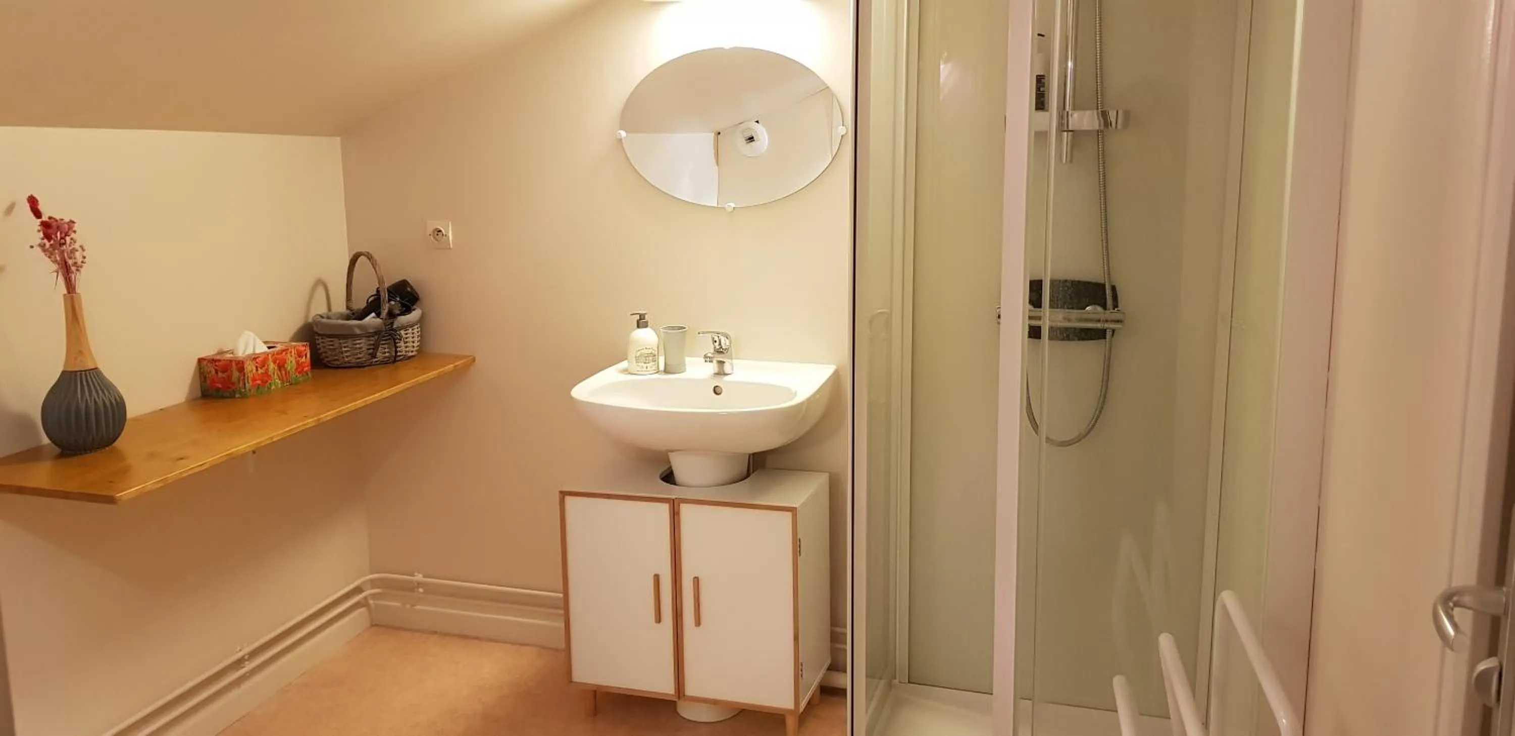 COUR LA DAME chez Béatris et Christophe Janson