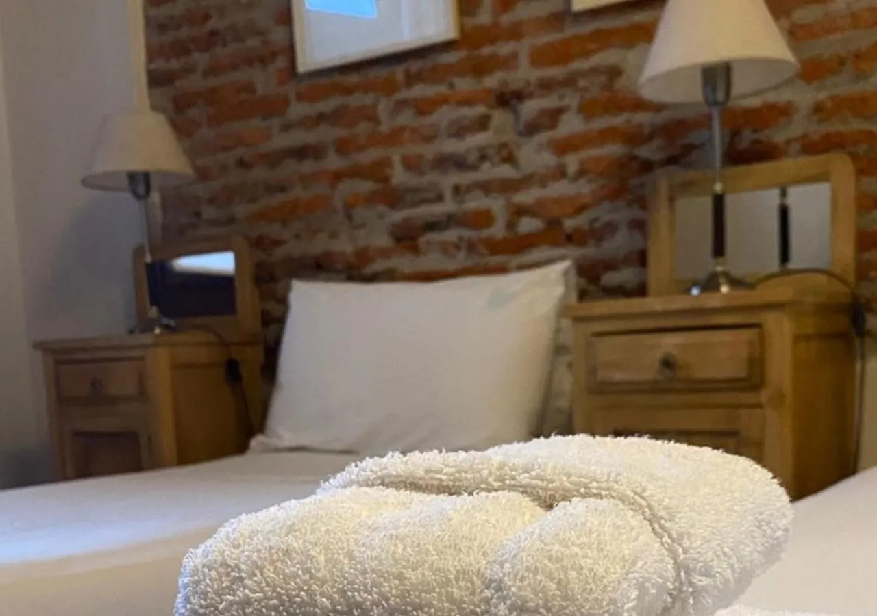 Photo of the whole room, Bed in Posada Gotan