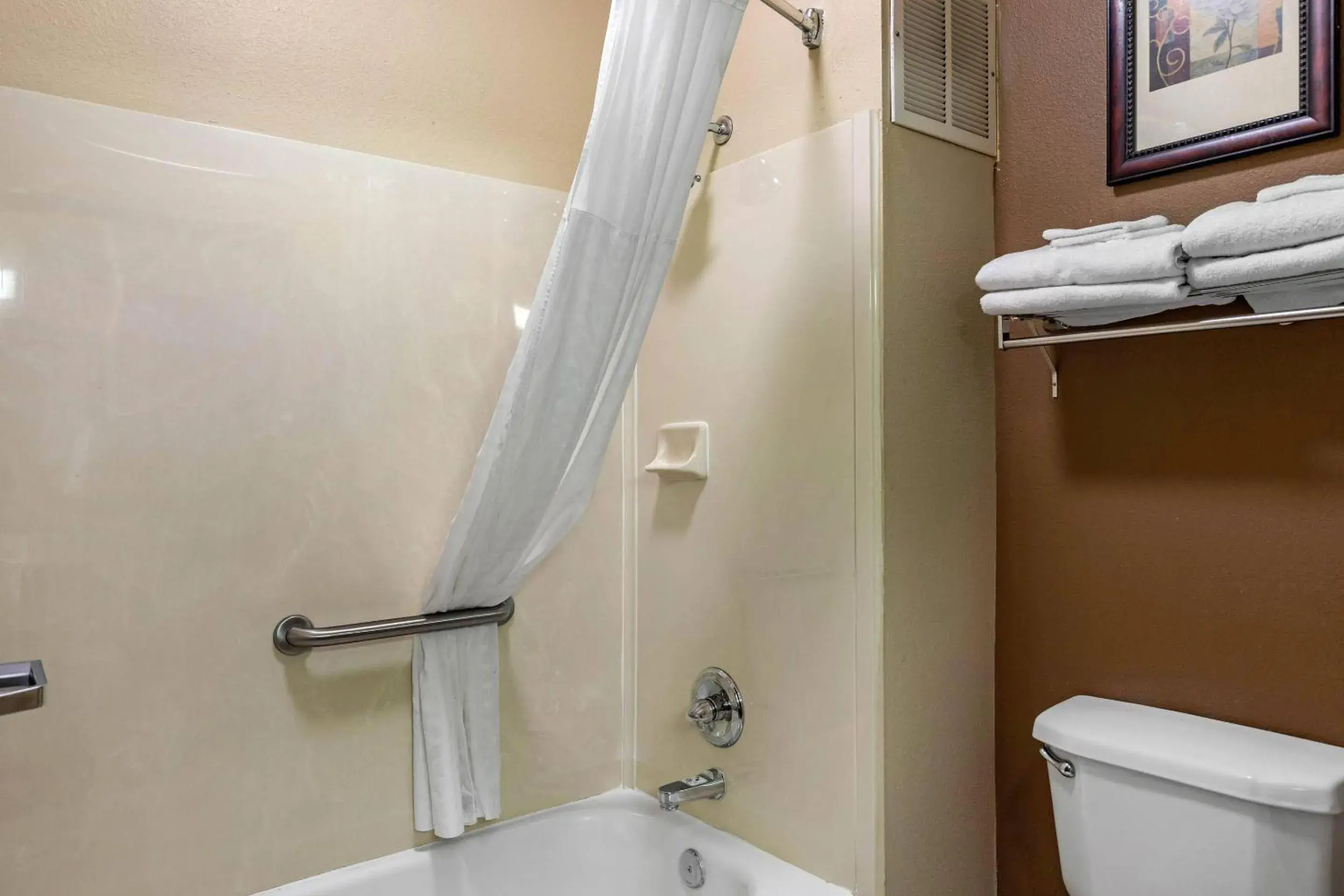Bedroom in Comfort Suites The Colony - Plano West Bedroom in Comfort Suites The Colony - Plano West