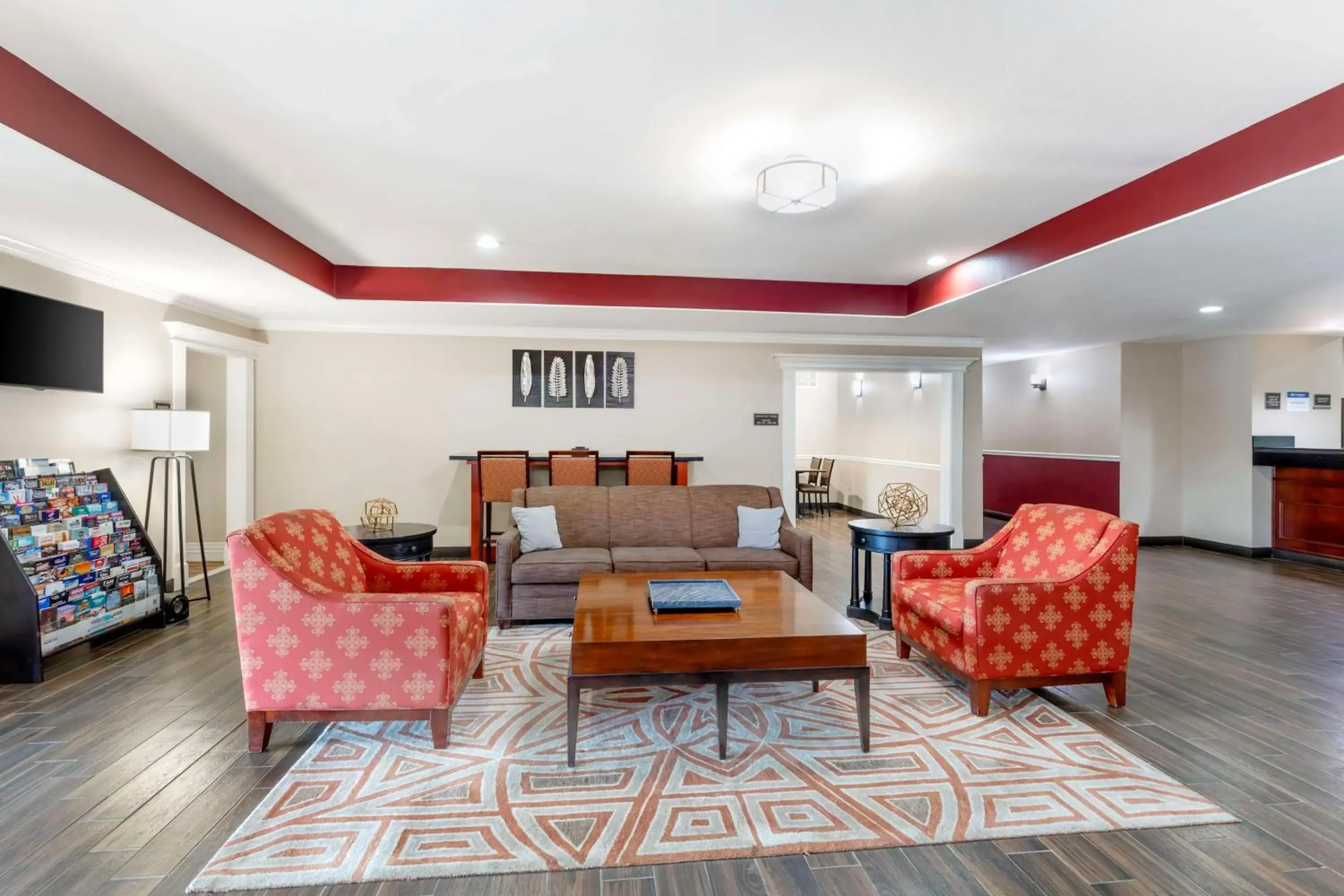 Lobby or reception in Best Western Plus Burleson Inn & Suites Lobby or reception in Best Western Plus Burleson Inn & Suites