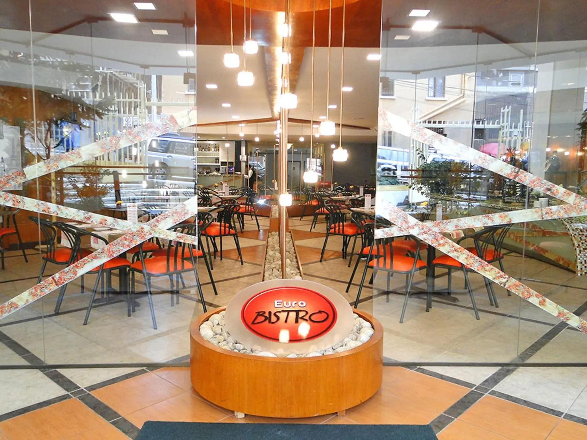 Restaurant/places to eat in Hotel Europa Restaurant/places to eat in Hotel Europa