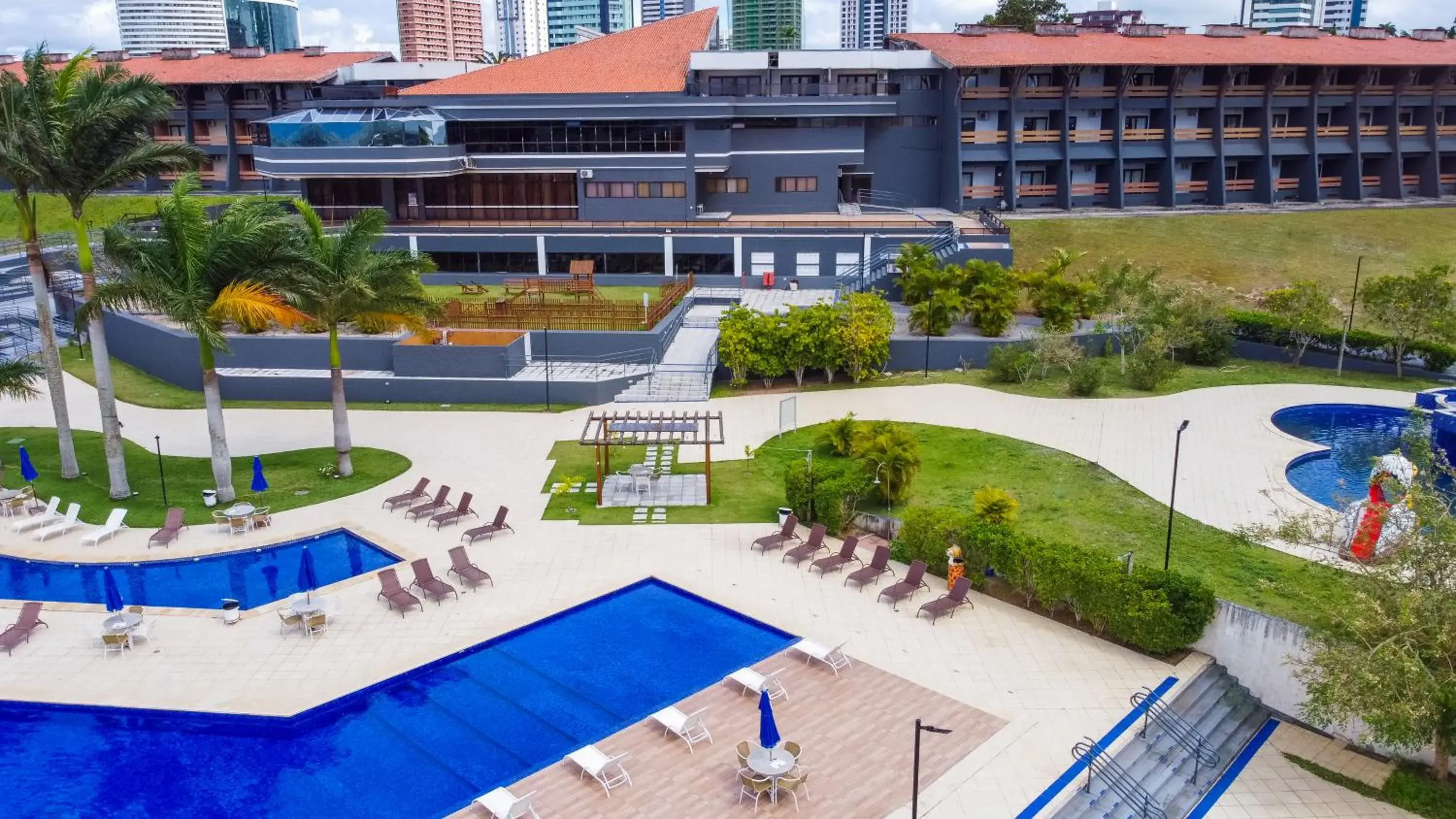 Property building in Garden Hotel Property building in Garden Hotel