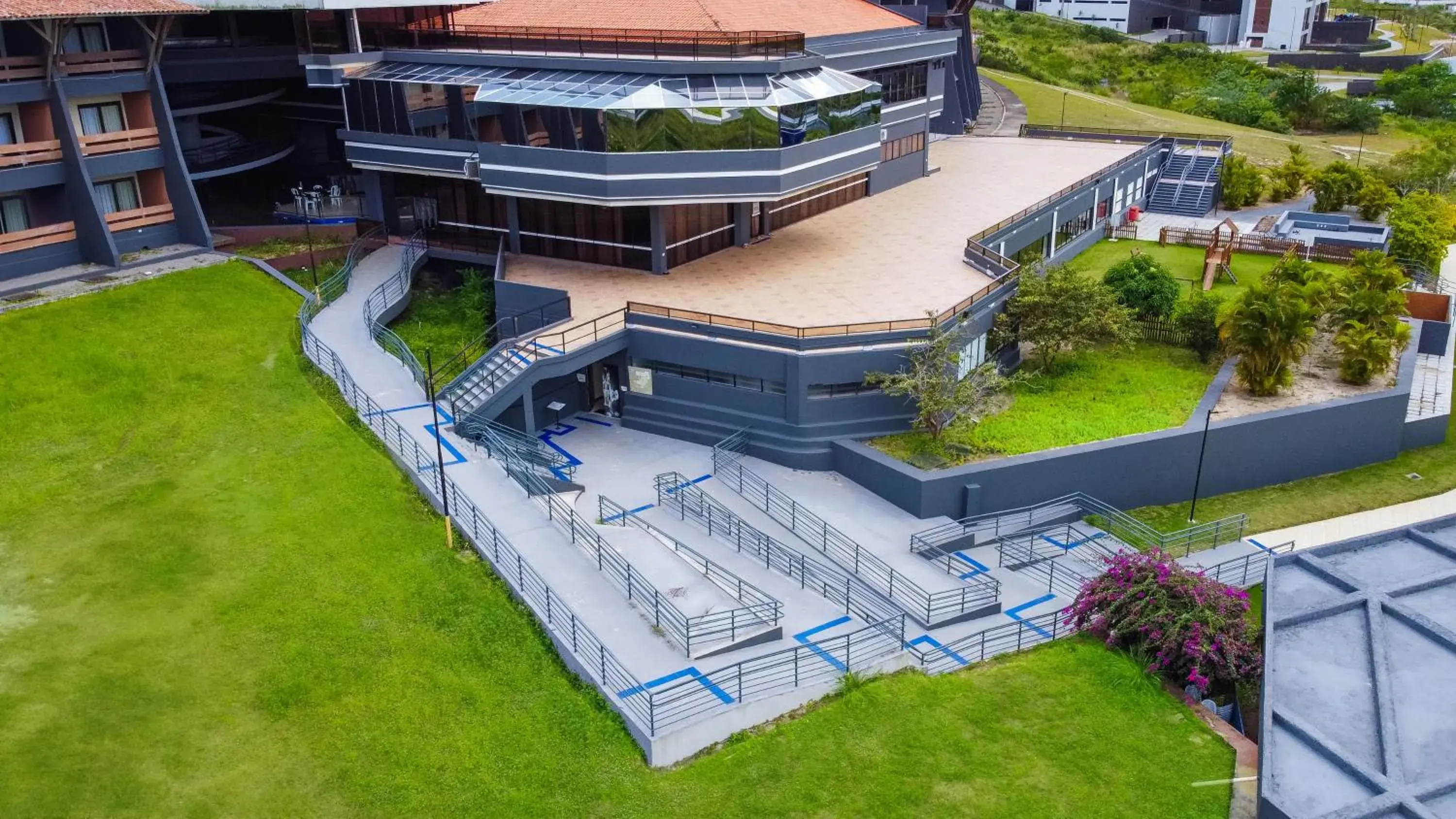 Property building in Garden Hotel Property building in Garden Hotel