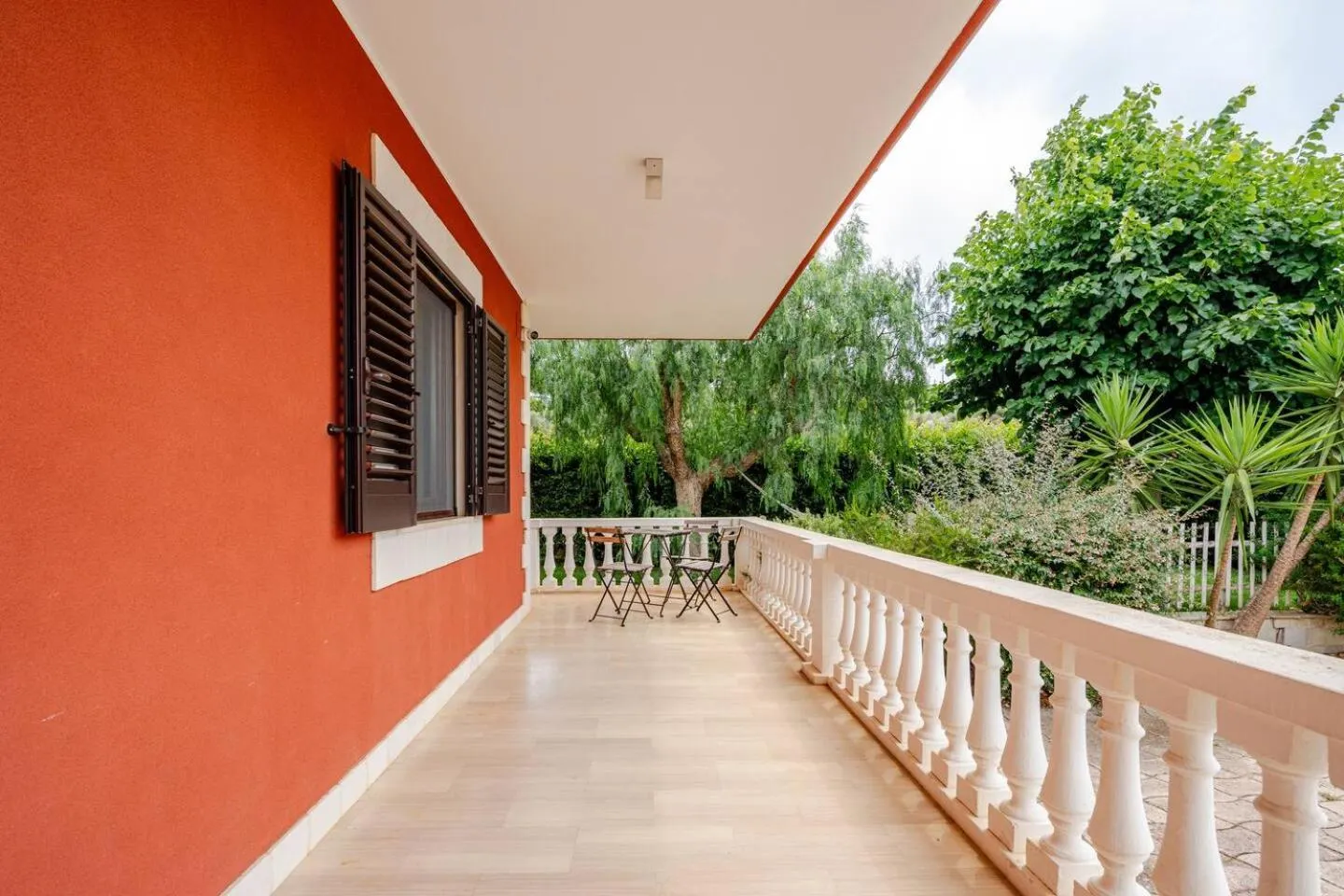 Property building in Massaroom