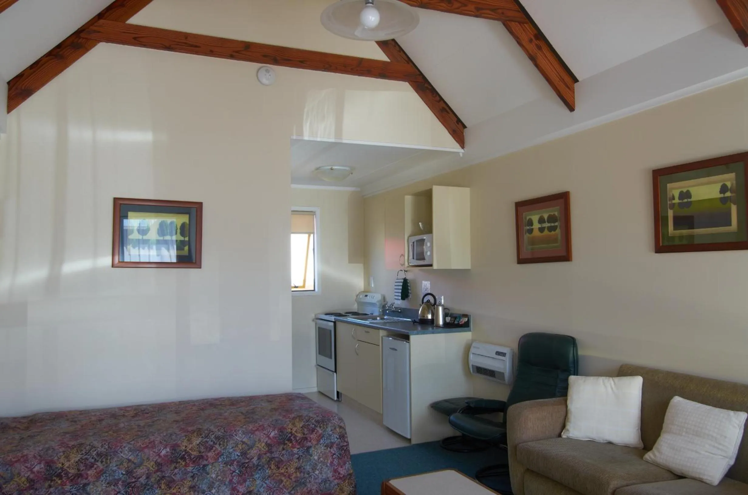 Living room in Bavarian Motel