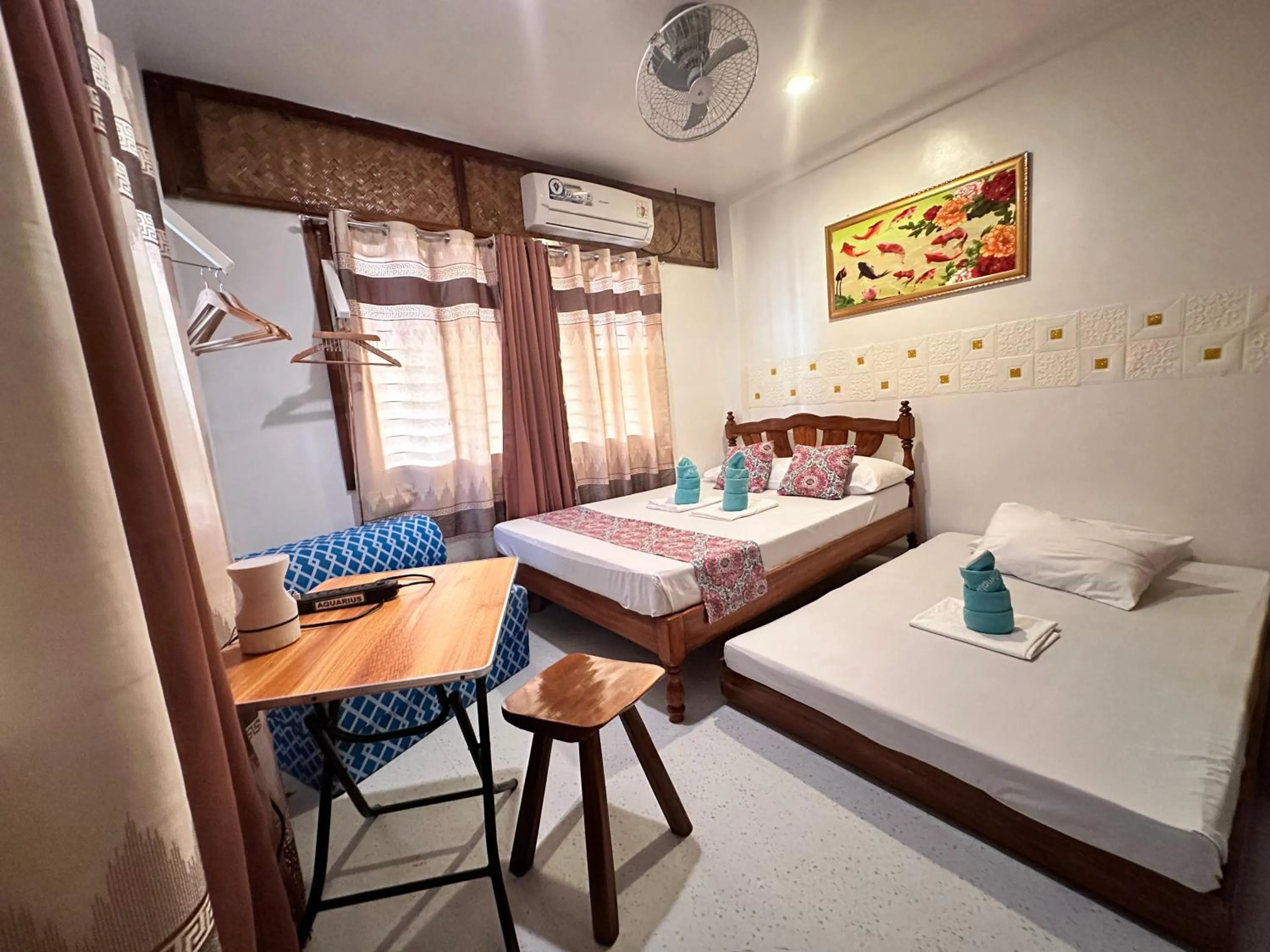 Bed in Aquarius - Port Barton